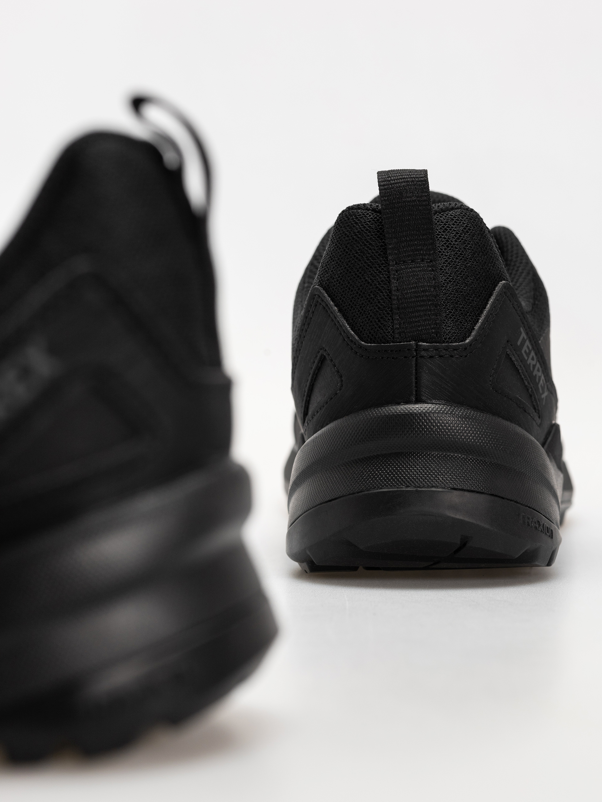 Обувки adidas Terrex Eastrail 3 (cblack/carbon/grefou)