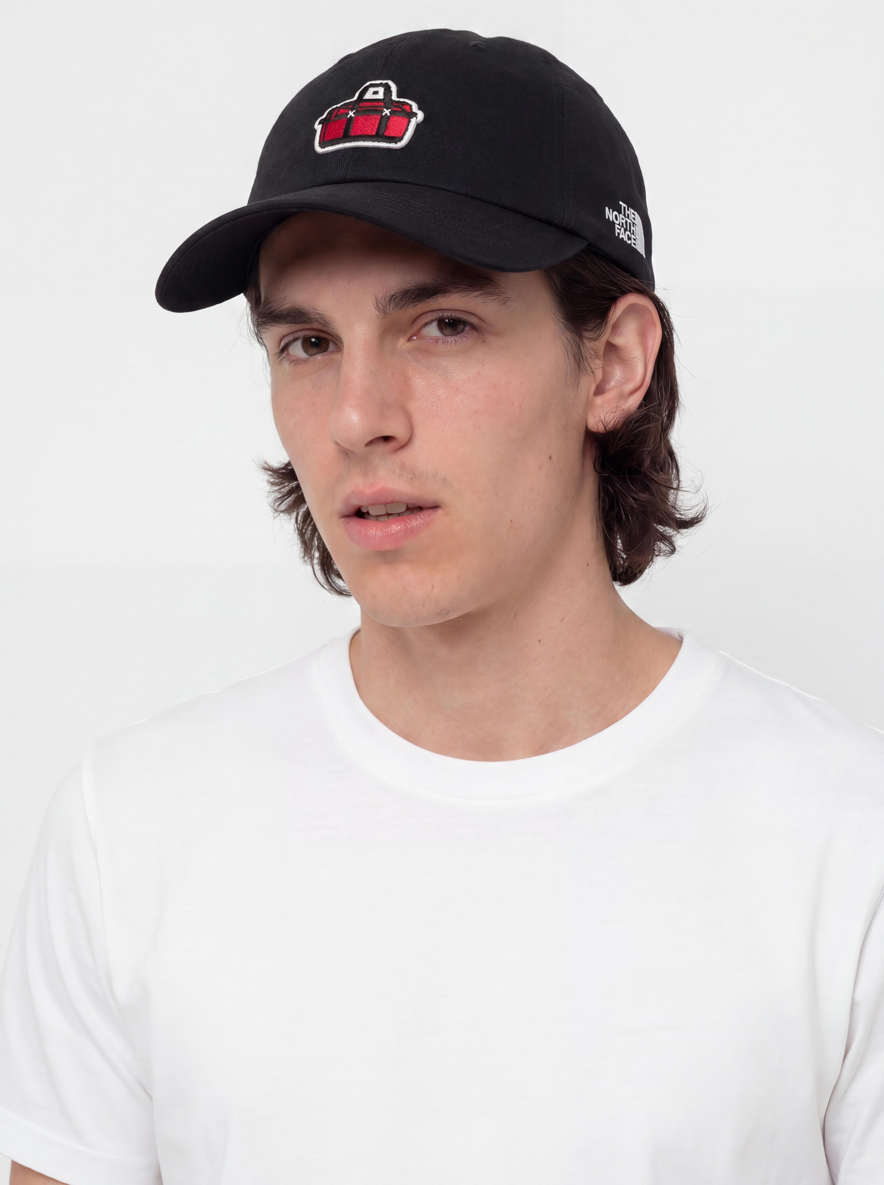 Шапка с козирка The North Face Norm (tnf black/base)
