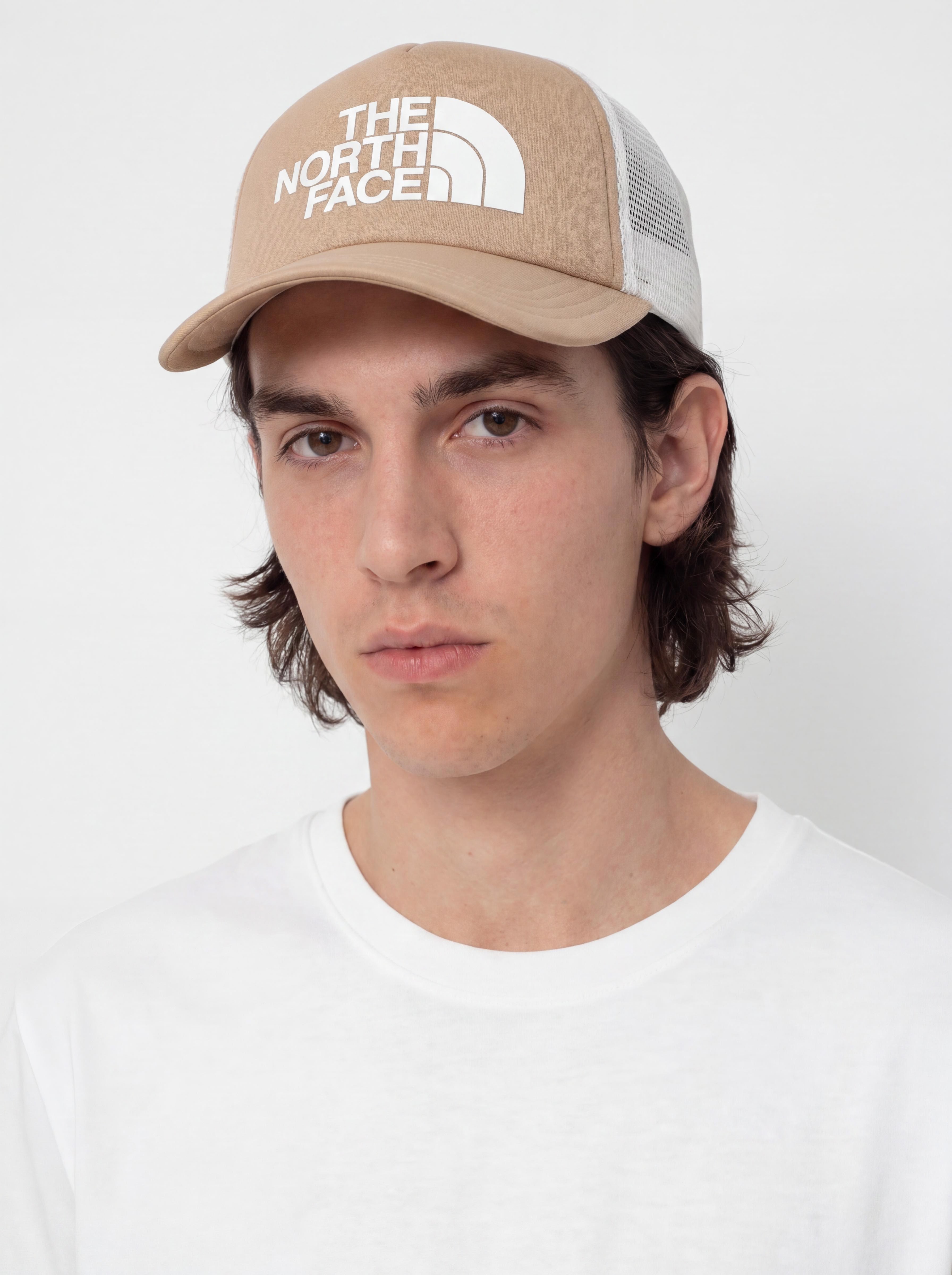 Шапка с козирка The North Face Tnf Logo Trucker (khaki stone/tnf white)