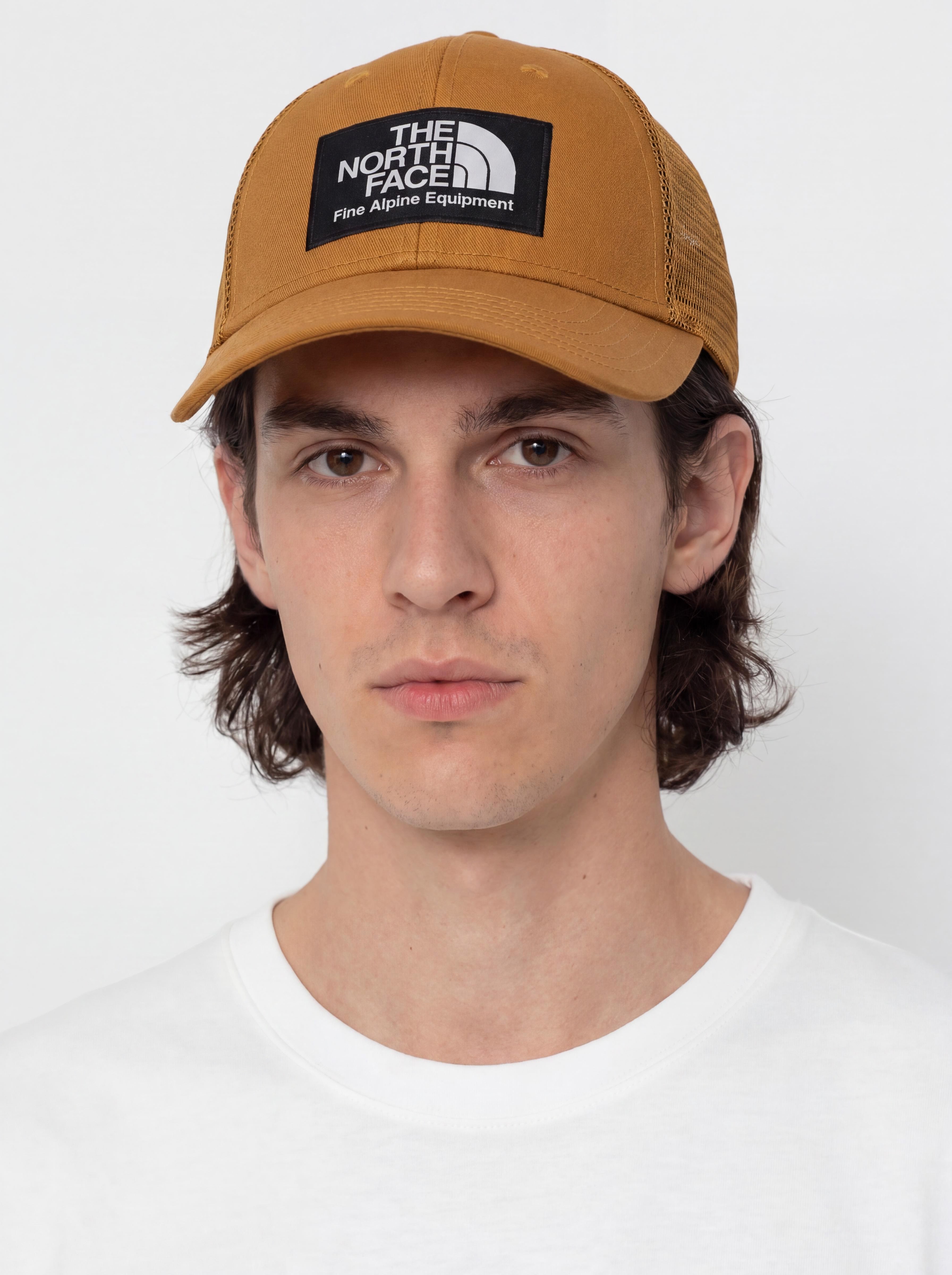 Шапка с козирка The North Face Mudder Trucker