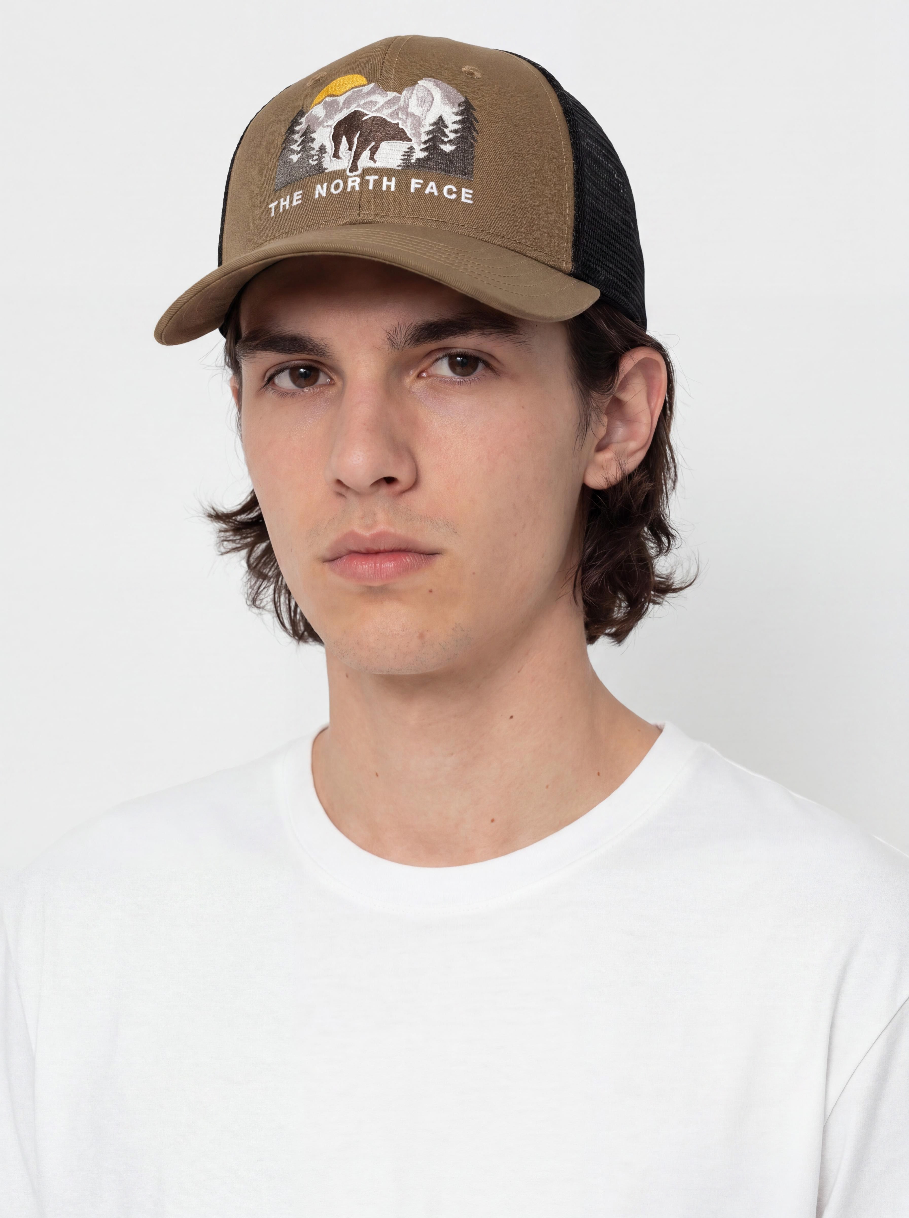 Шапка с козирка The North Face Embroidered Mudder Trucker (caraway seed/bear graph)