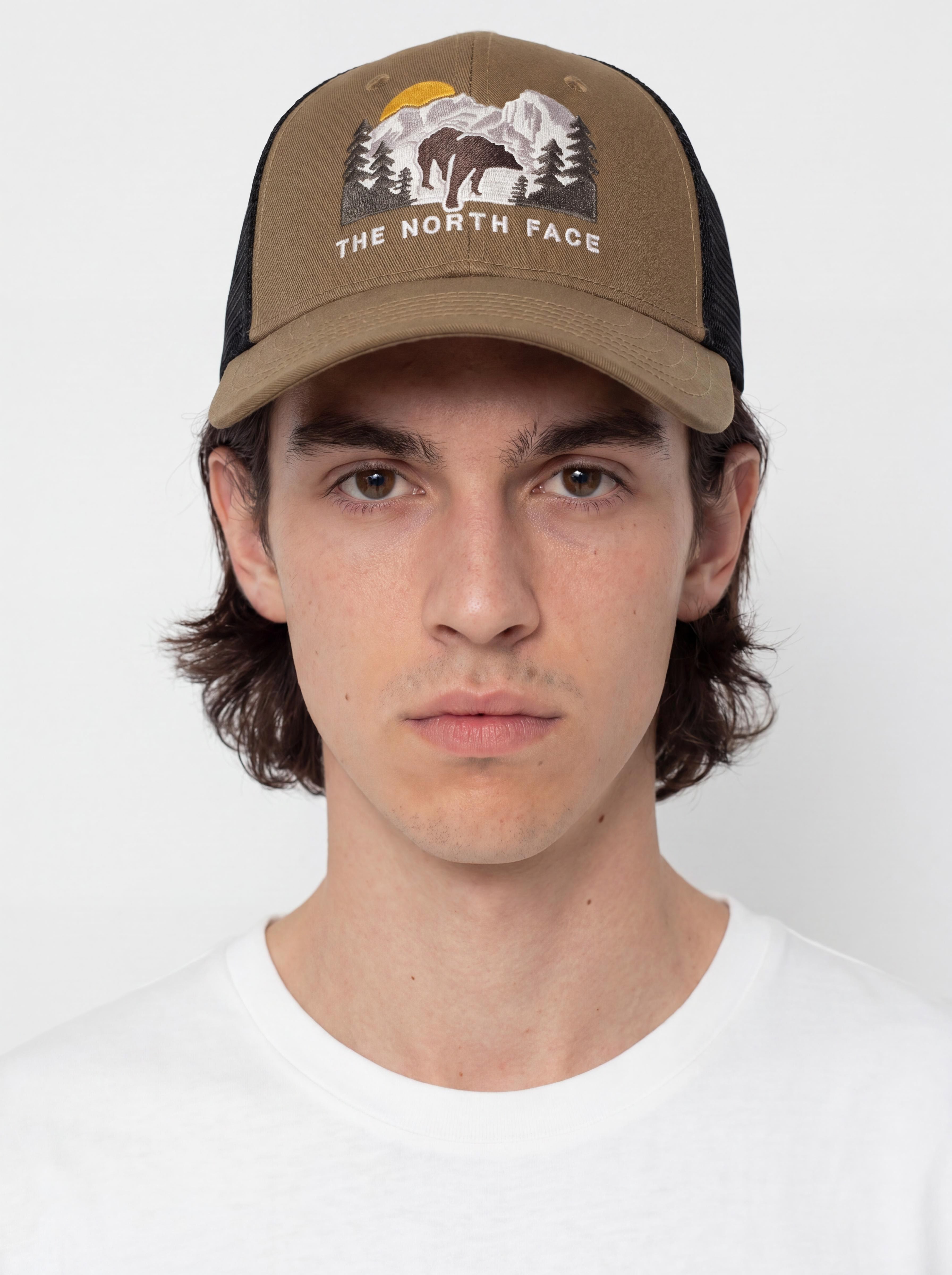 Шапка с козирка The North Face Embroidered Mudder Trucker (caraway seed/bear graph)
