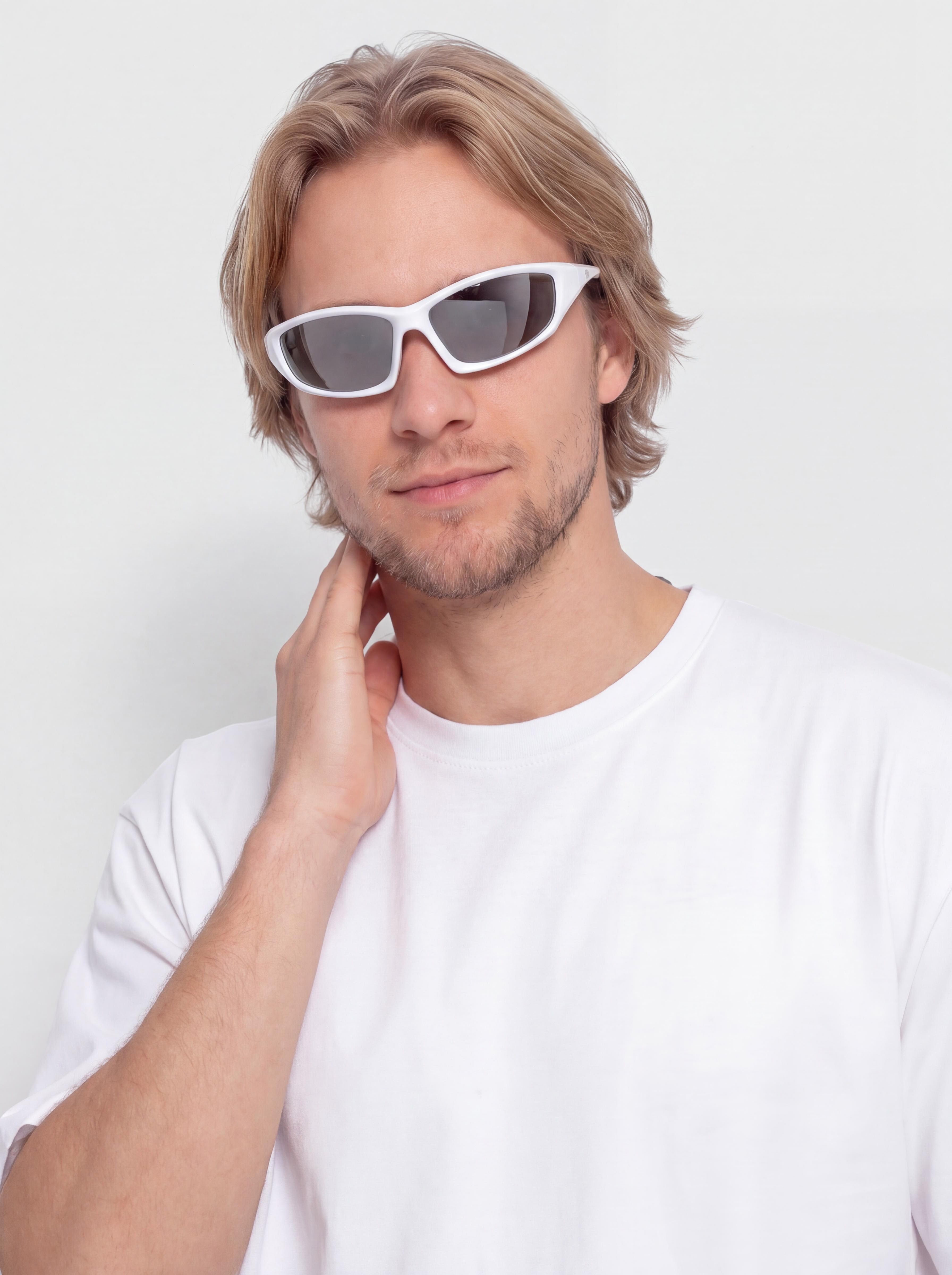 u0421u043bu044au043du0447u0435u0432u0438 u043eu0447u0438u043bu0430 CHPO Kotti (white/silver mirror)