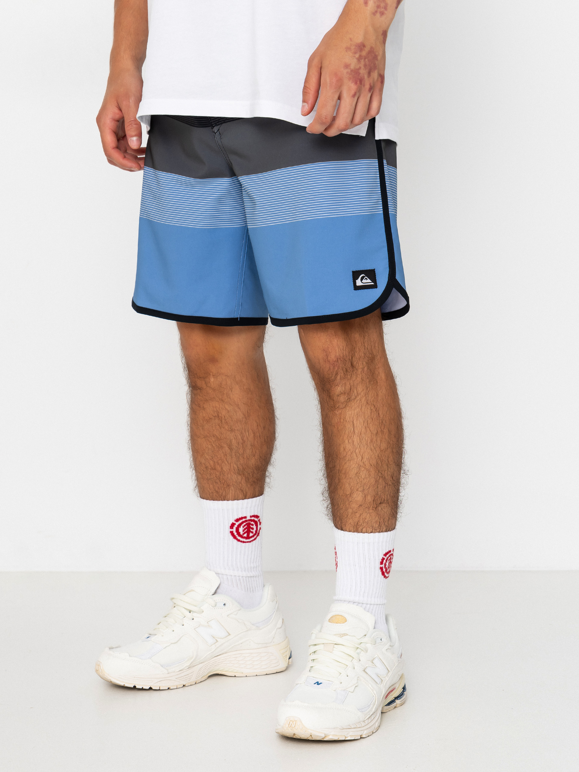 Плажни къси панталони Quiksilver Surfsilk Scallop 18 (black tijuana)