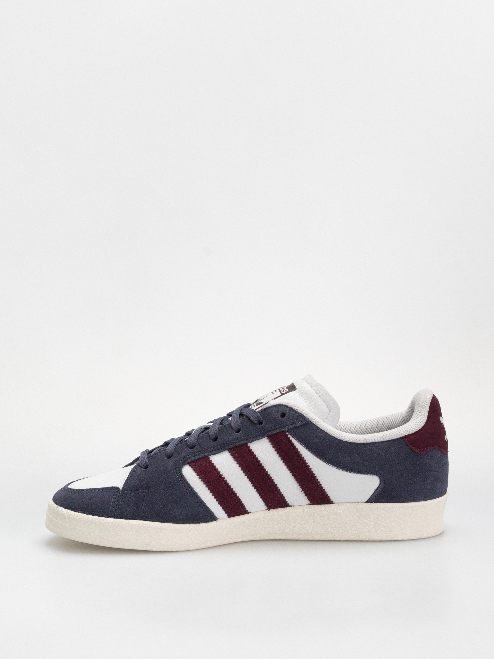 Обувки adidas Superskate Low (shanav/maroon/crywht)