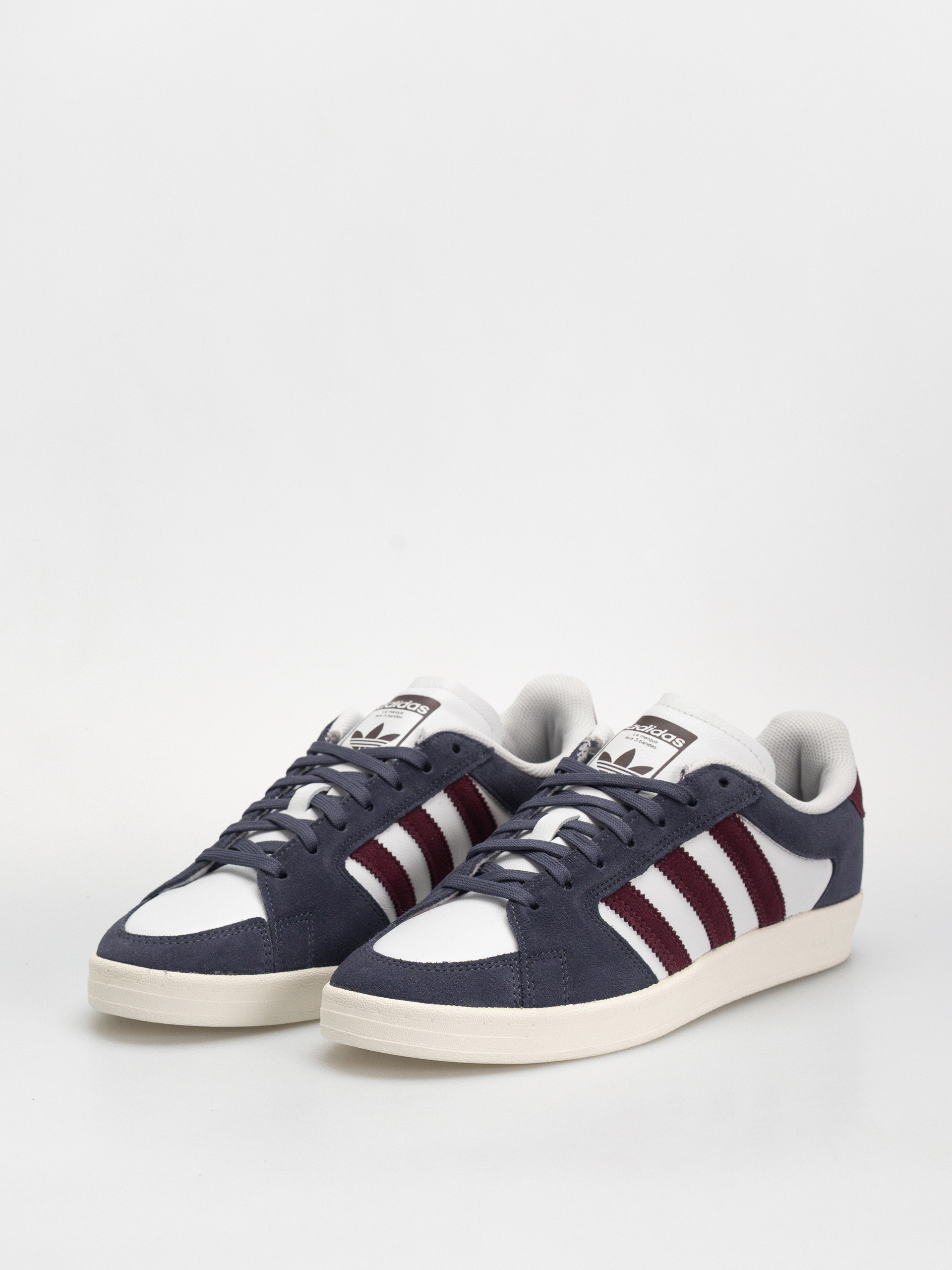 Обувки adidas Superskate Low (shanav/maroon/crywht)