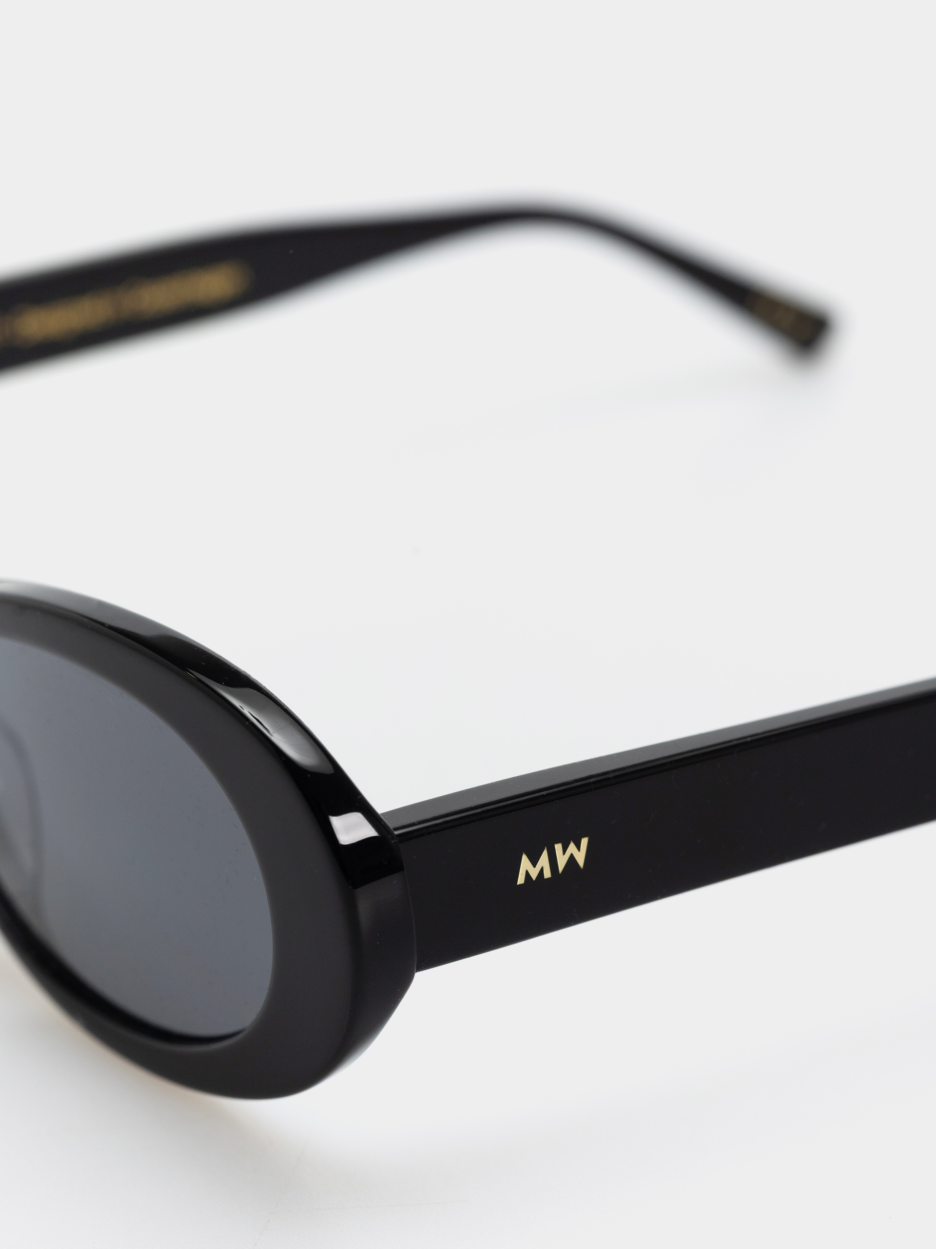 Слънчеви очила MessyWeekend Kurt (black/grey)
