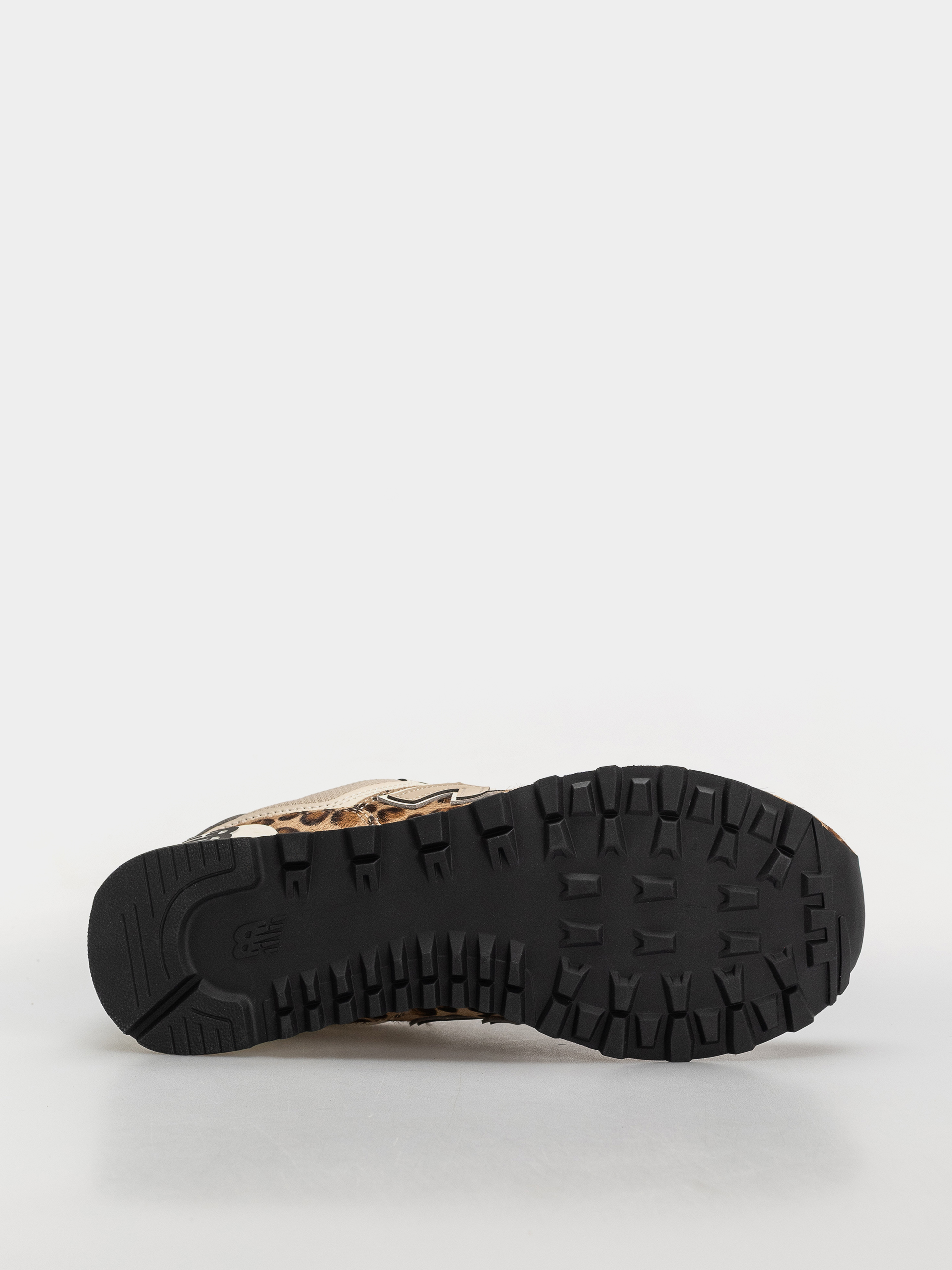 Обувки New Balance 574 Wmn (stoneware/linen/black)