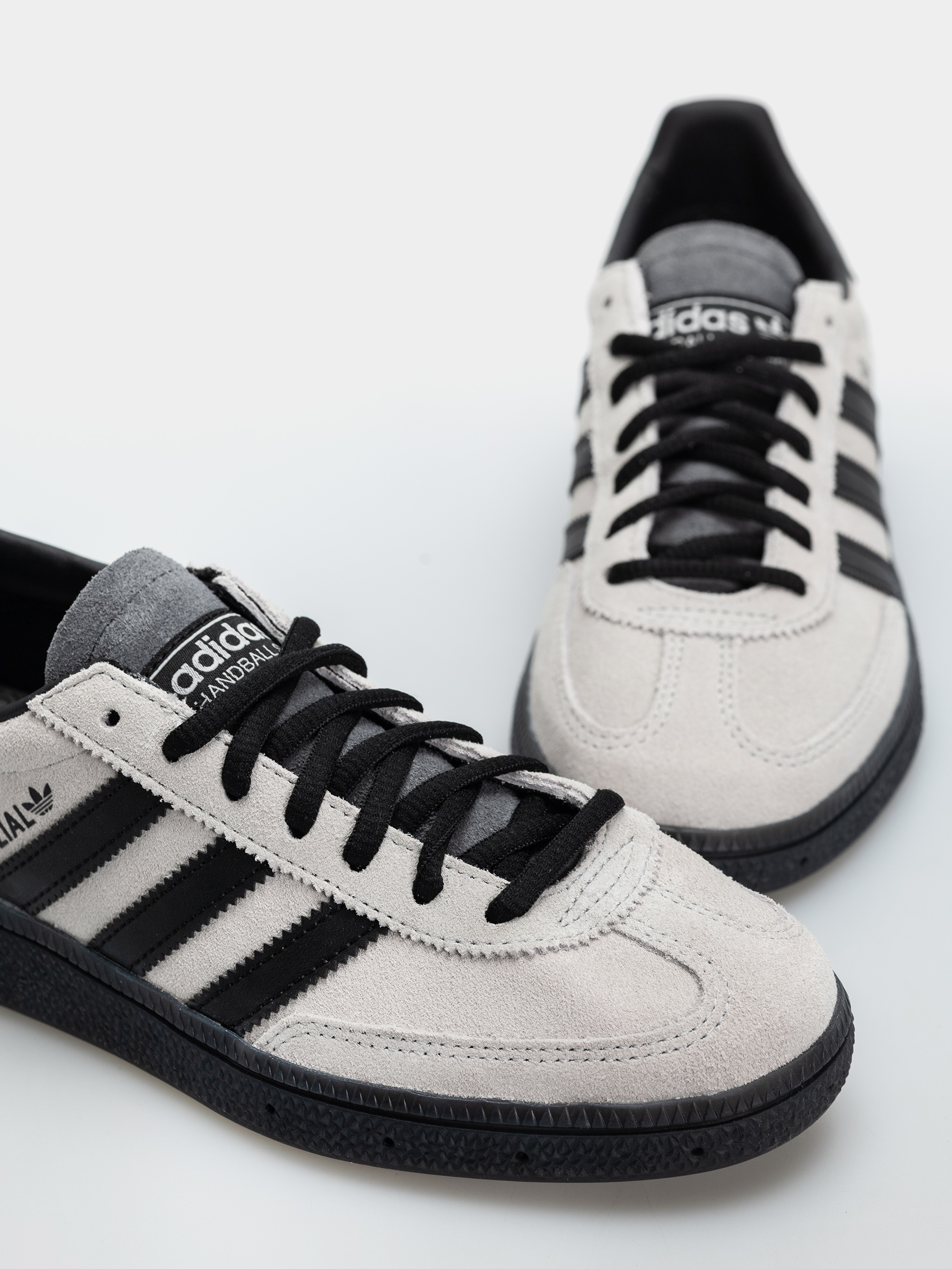 Обувки adidas Handball Spezial (gretwo/carbon/cblack)
