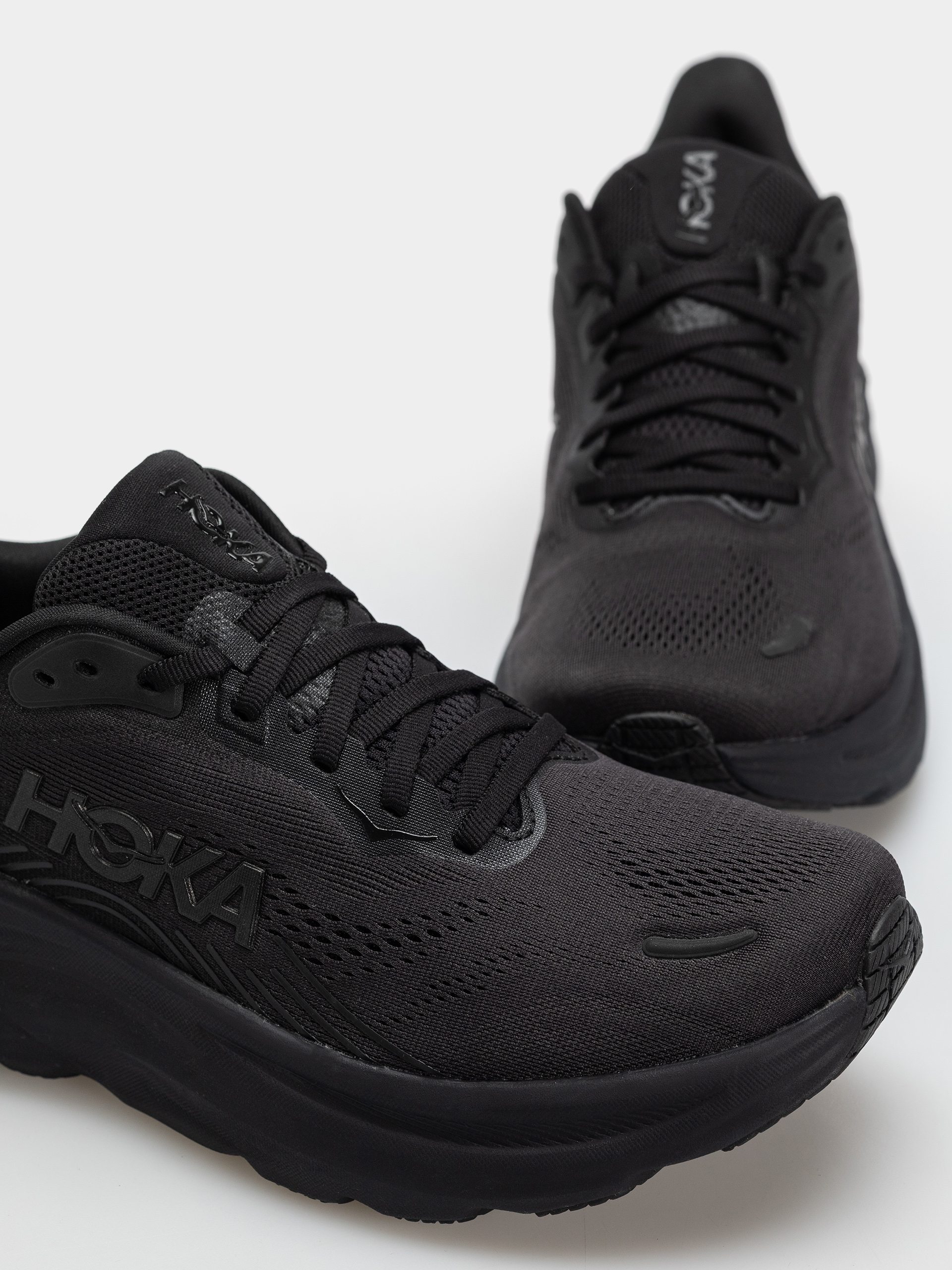 Обувки Hoka Clifton 11 (black/black)