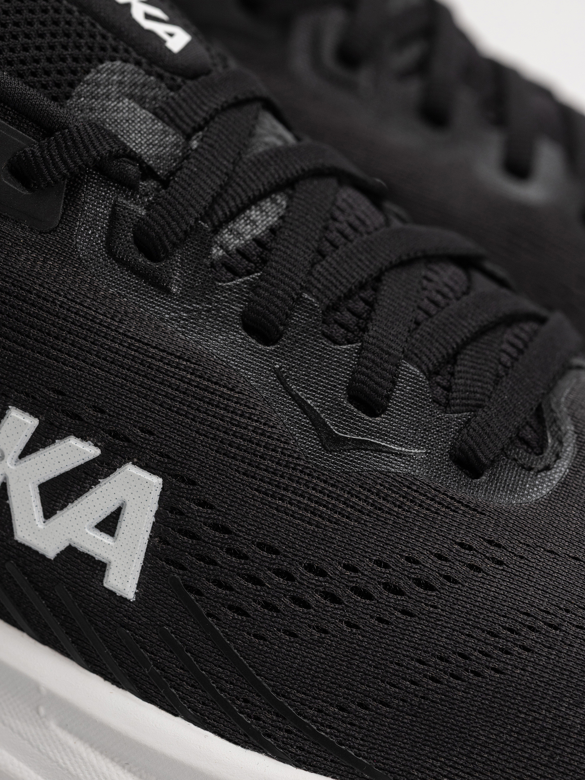 Обувки Hoka Clifton 11 (black/white)