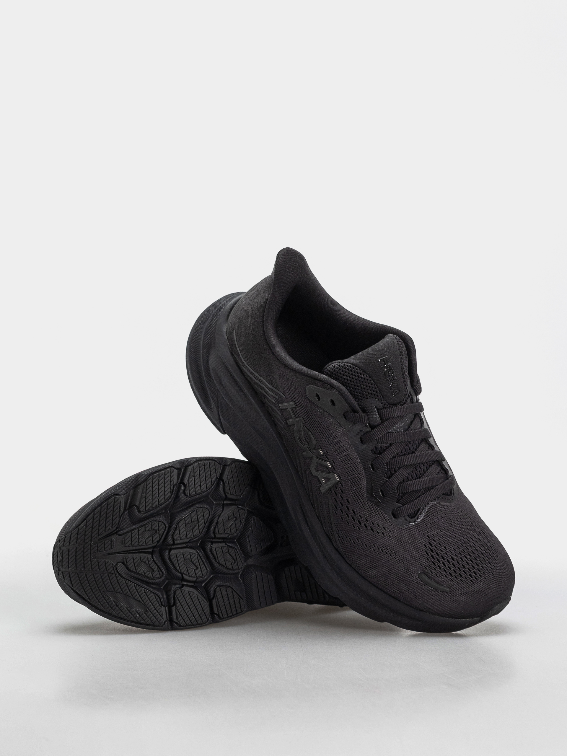 Обувки Hoka Clifton 11 Wmn (black/black)