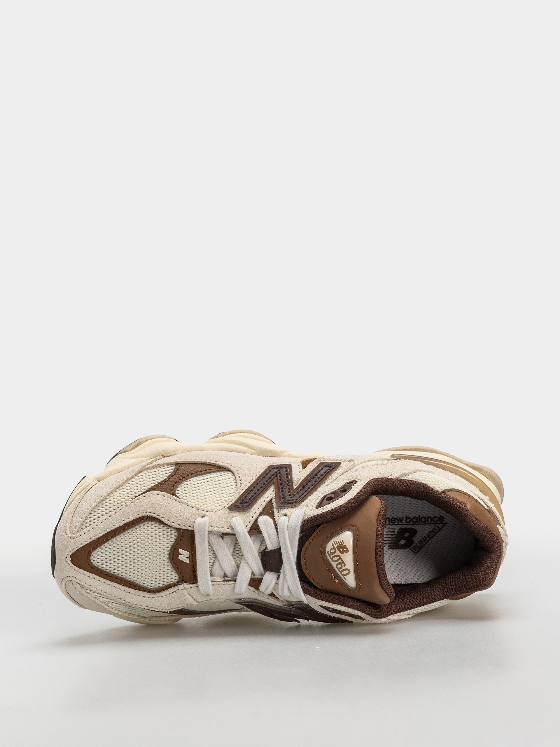 Обувки New Balance 9060 JR (breakfast tea/angora)