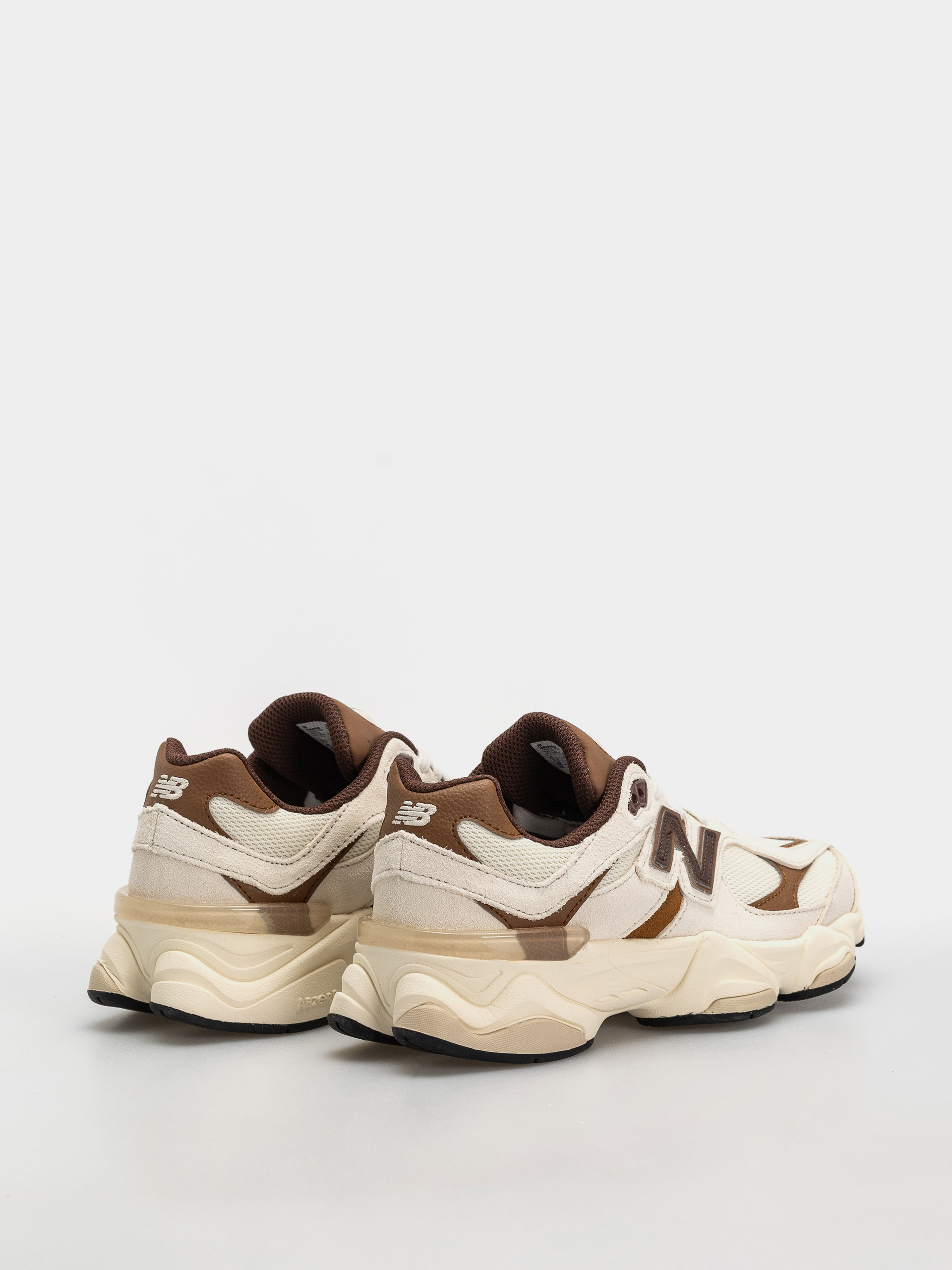 Обувки New Balance 9060 JR (breakfast tea/angora)