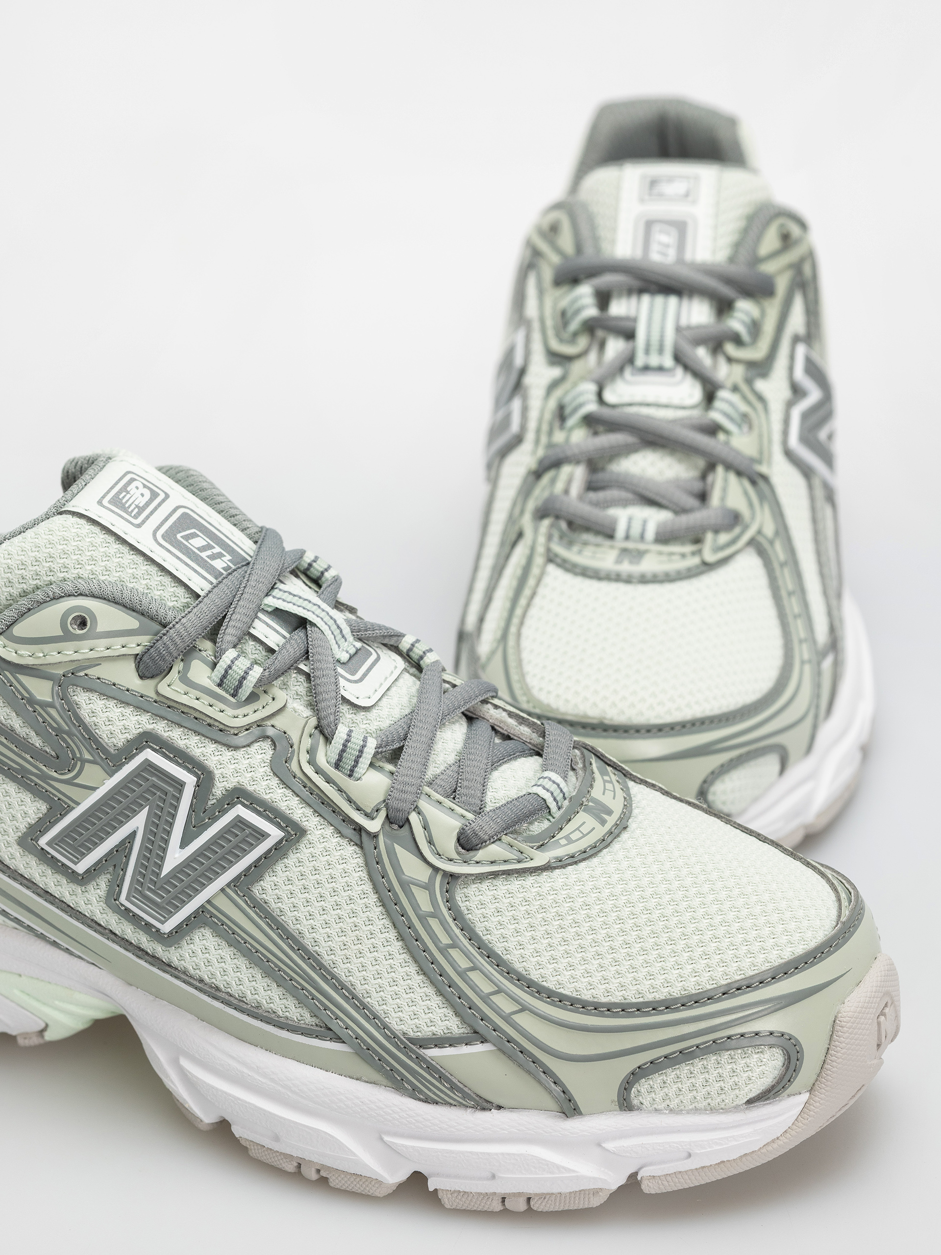 Обувки New Balance 740 (mint water/silver moss)