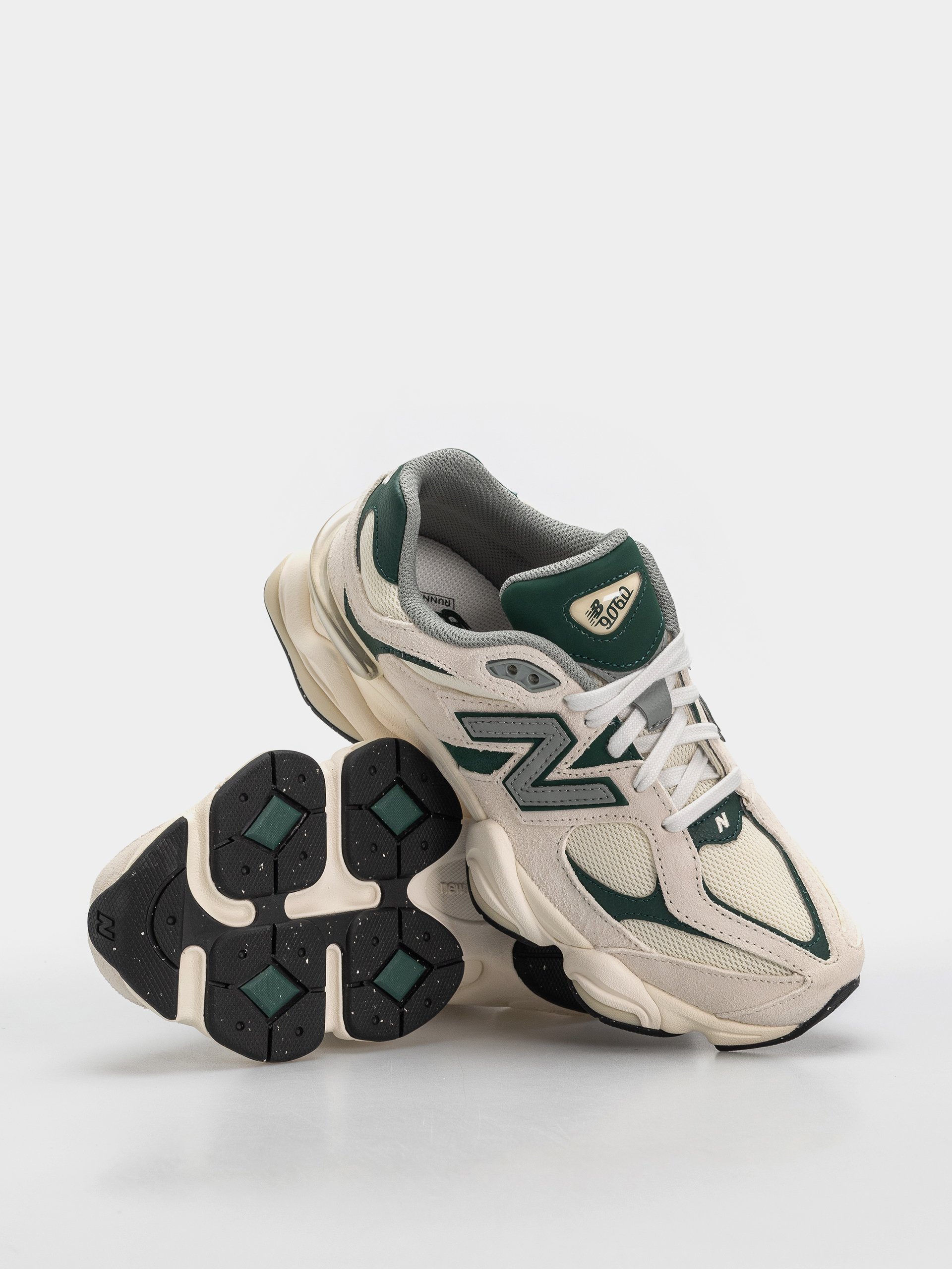 Обувки New Balance 9060 (nightwatch green/angora)