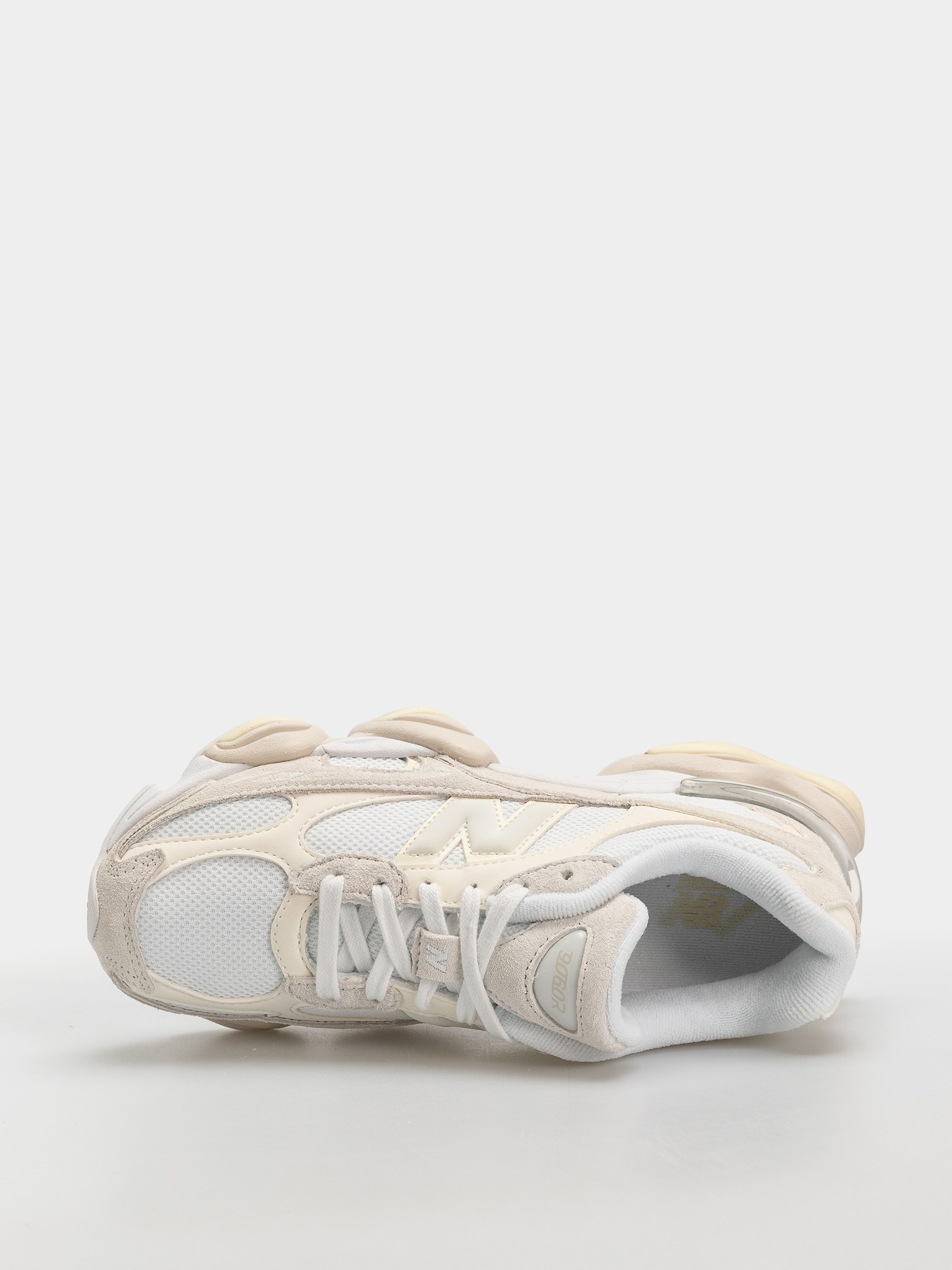 Обувки New Balance 9060 (angora/sea salt)
