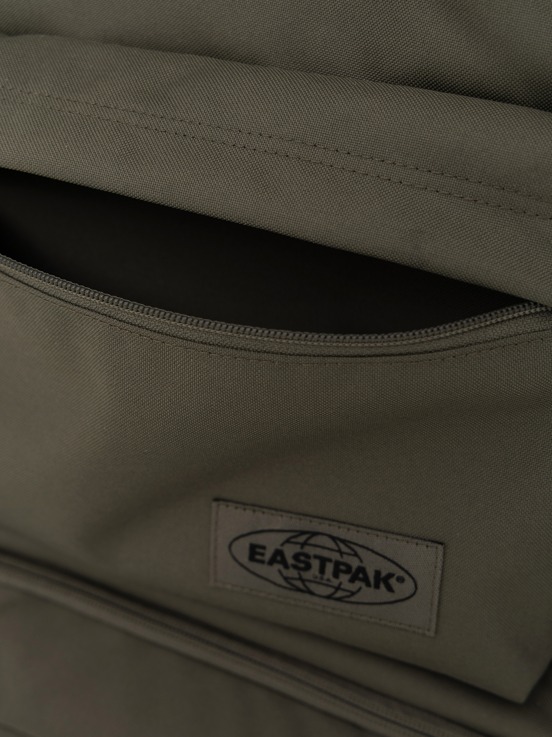 Раница Eastpak Everyday Pak'R (monotone khaki)
