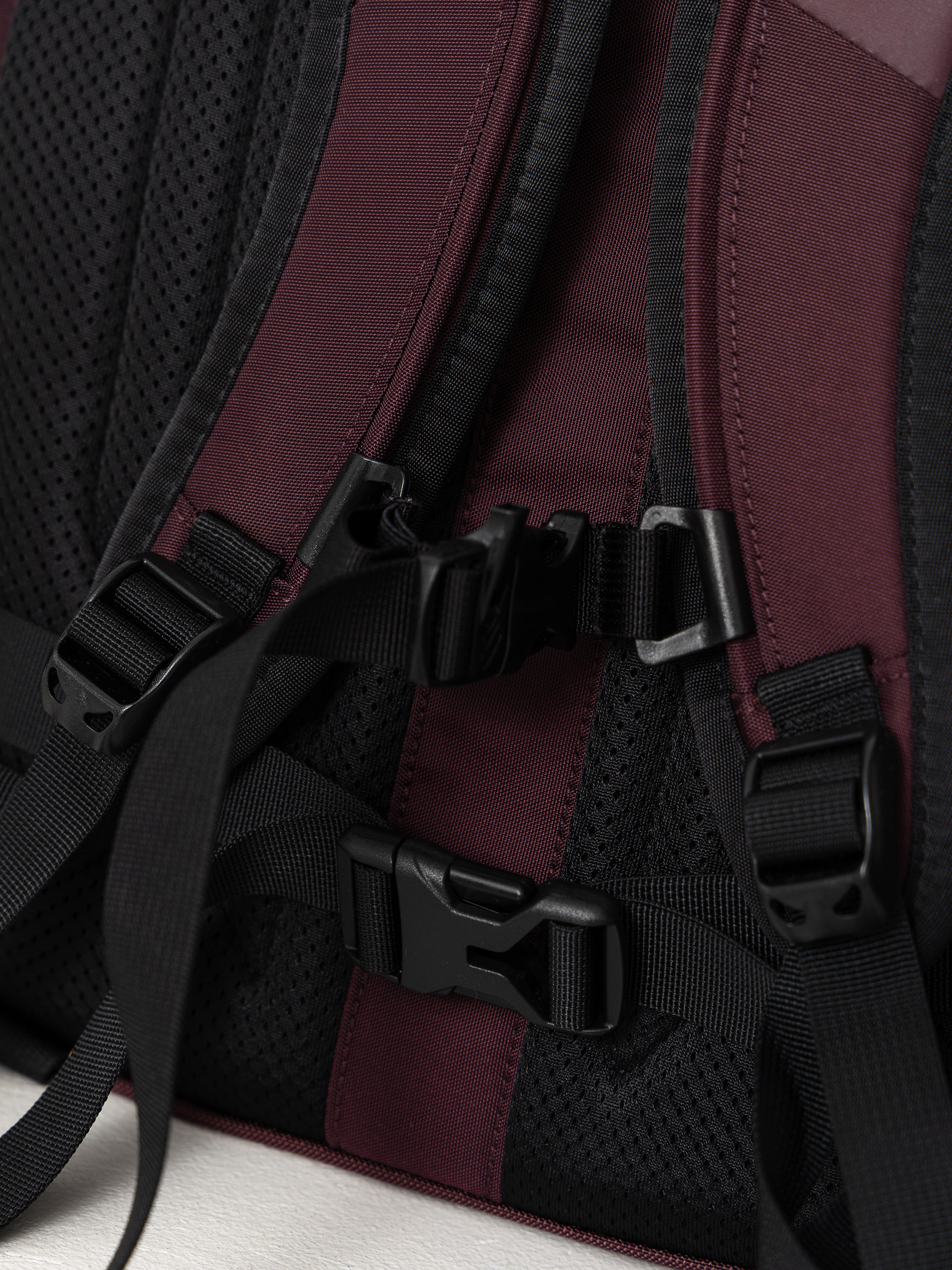 Раница The North Face Hot Shot Base Camp (deep burgundy)