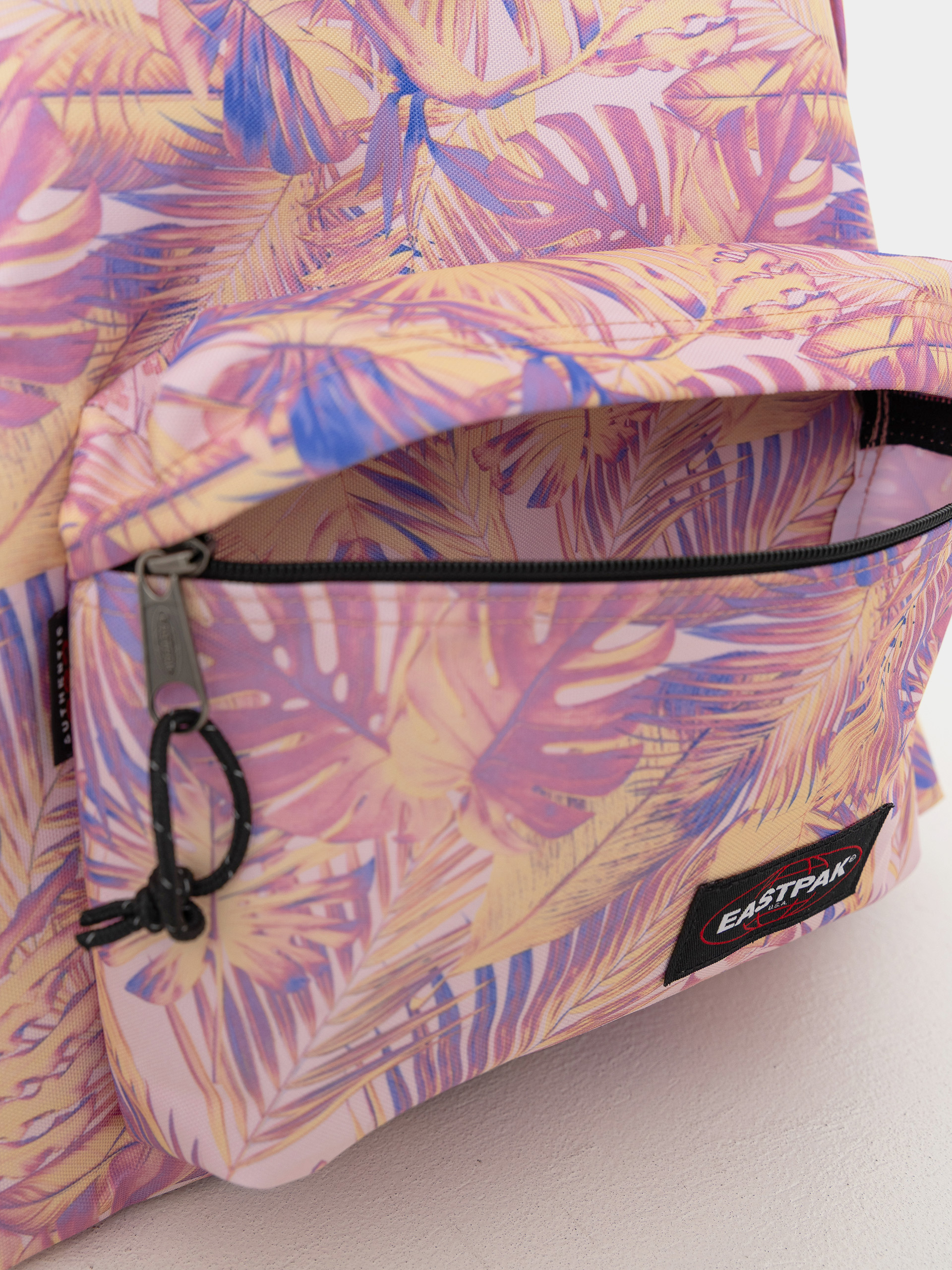 Раница Eastpak Padded Pak'R (brize retro soft)