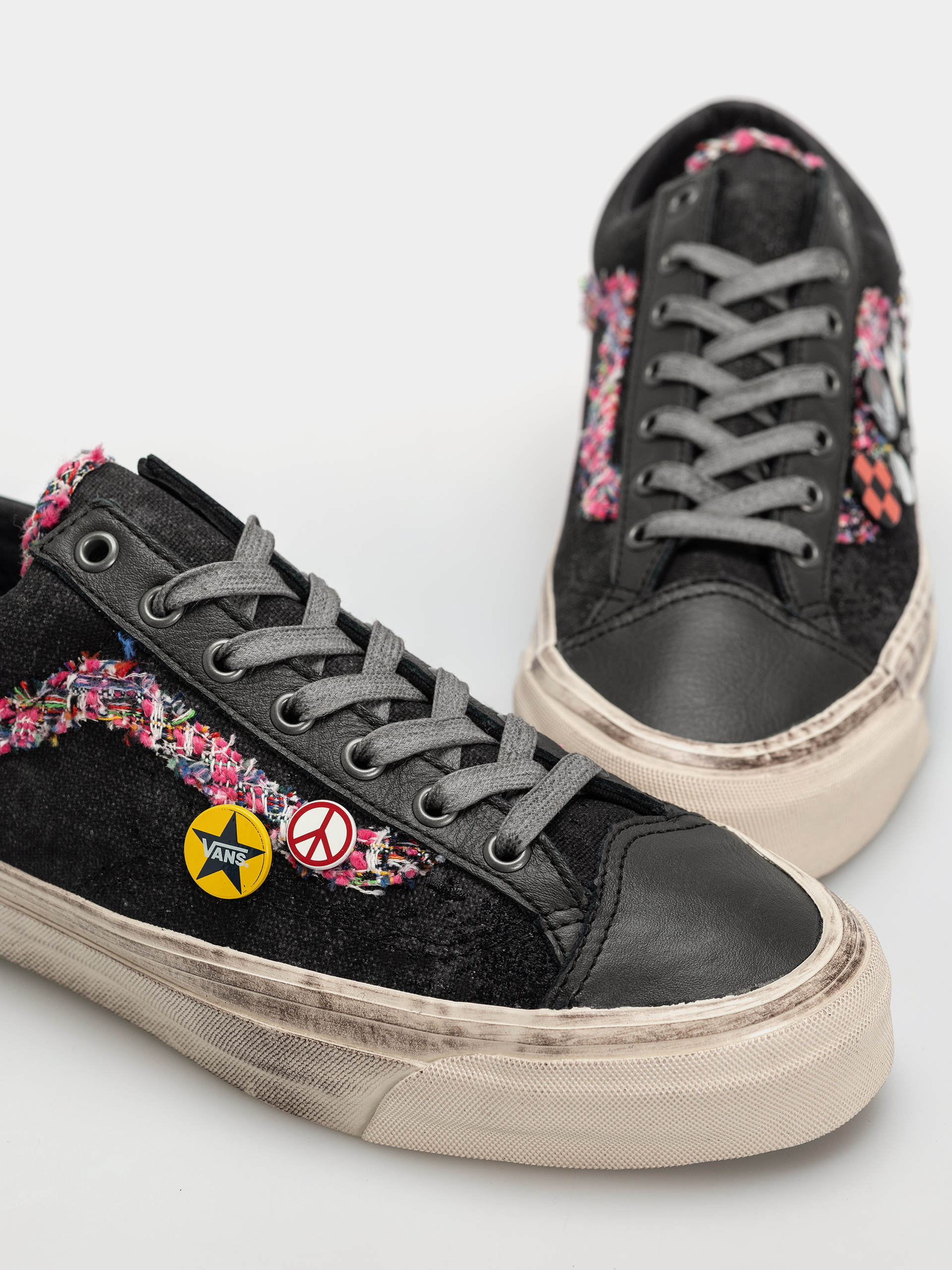 Обувки Vans Lx Old Skool 36 (faded black)