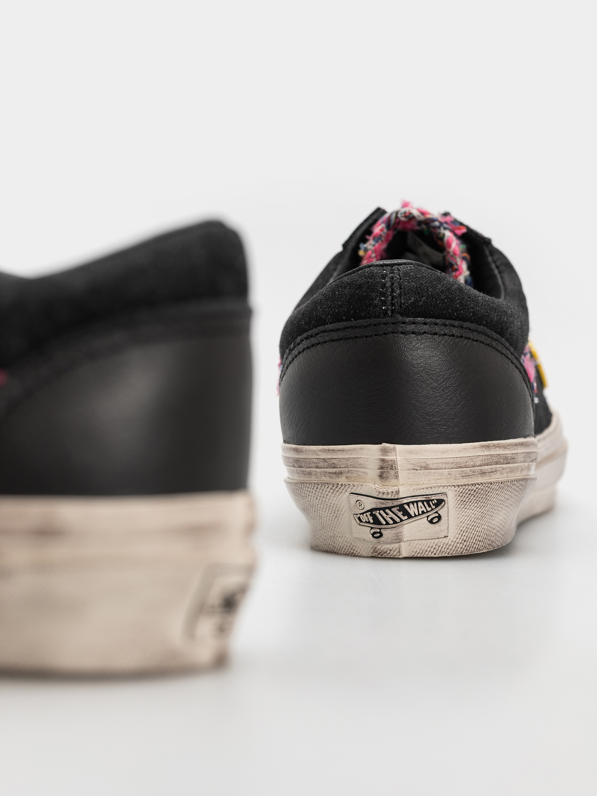 Обувки Vans Lx Old Skool 36 (faded black)