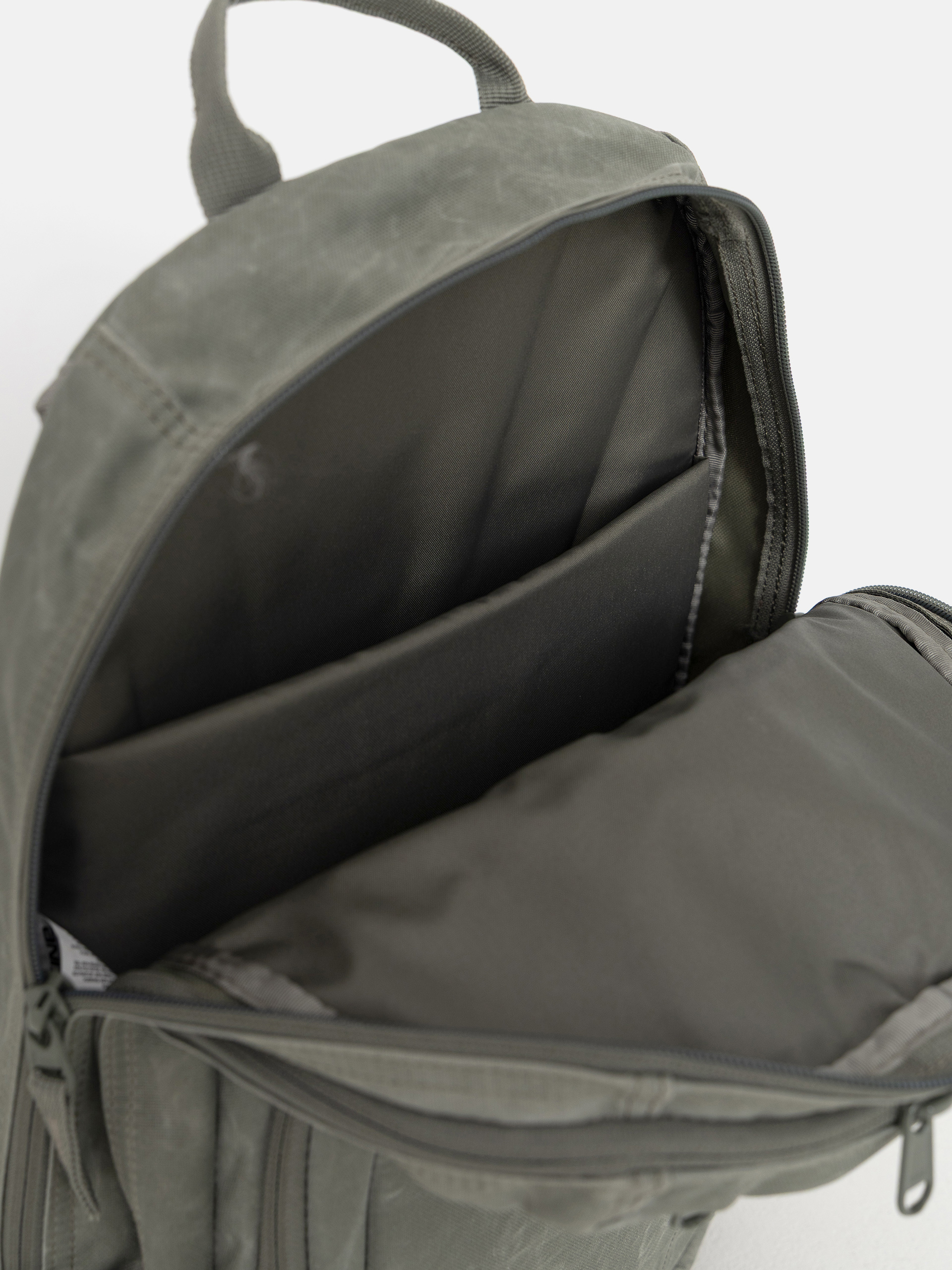 Раница Dakine Campus M 25L (mulled basil)