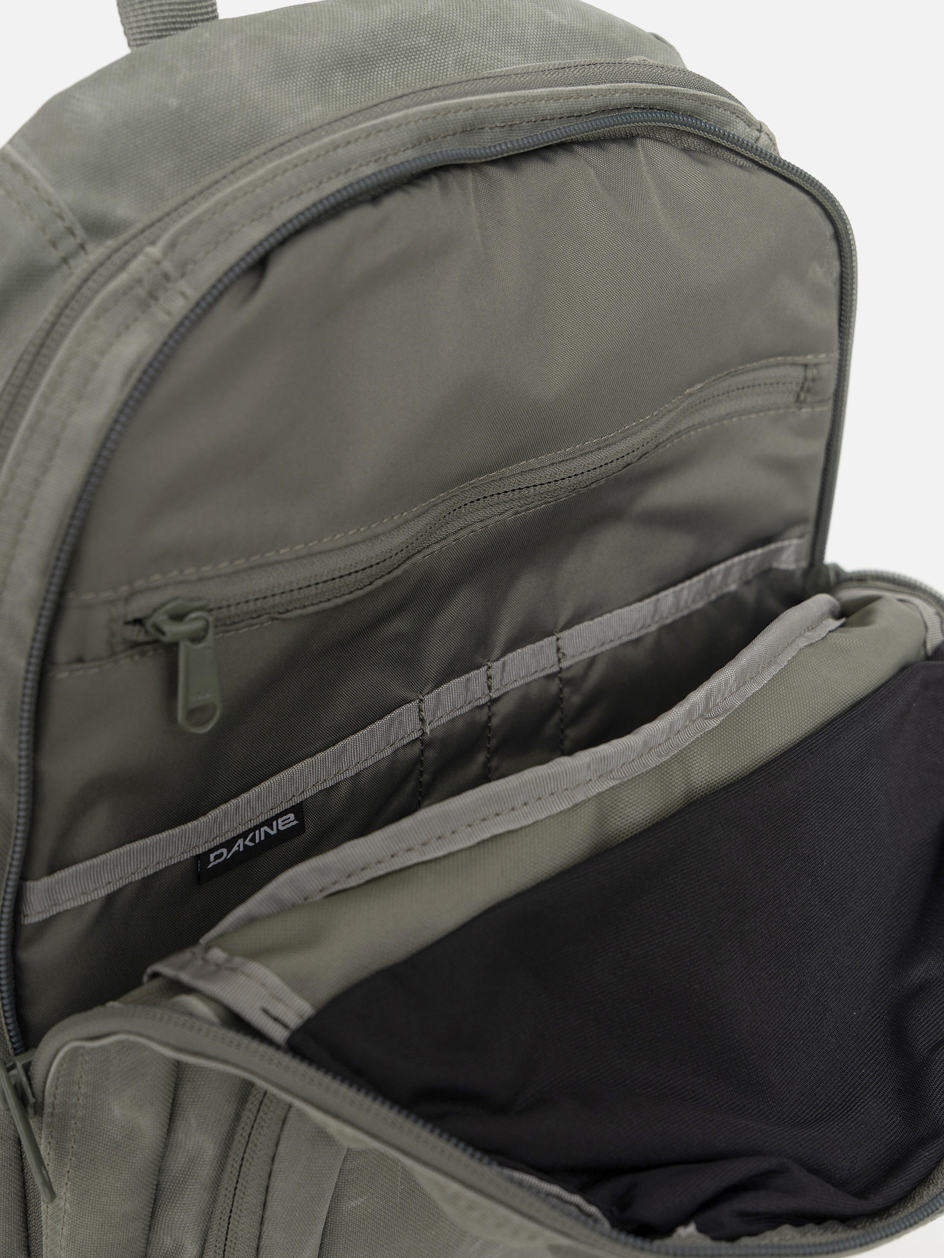 Раница Dakine Campus M 25L (mulled basil)