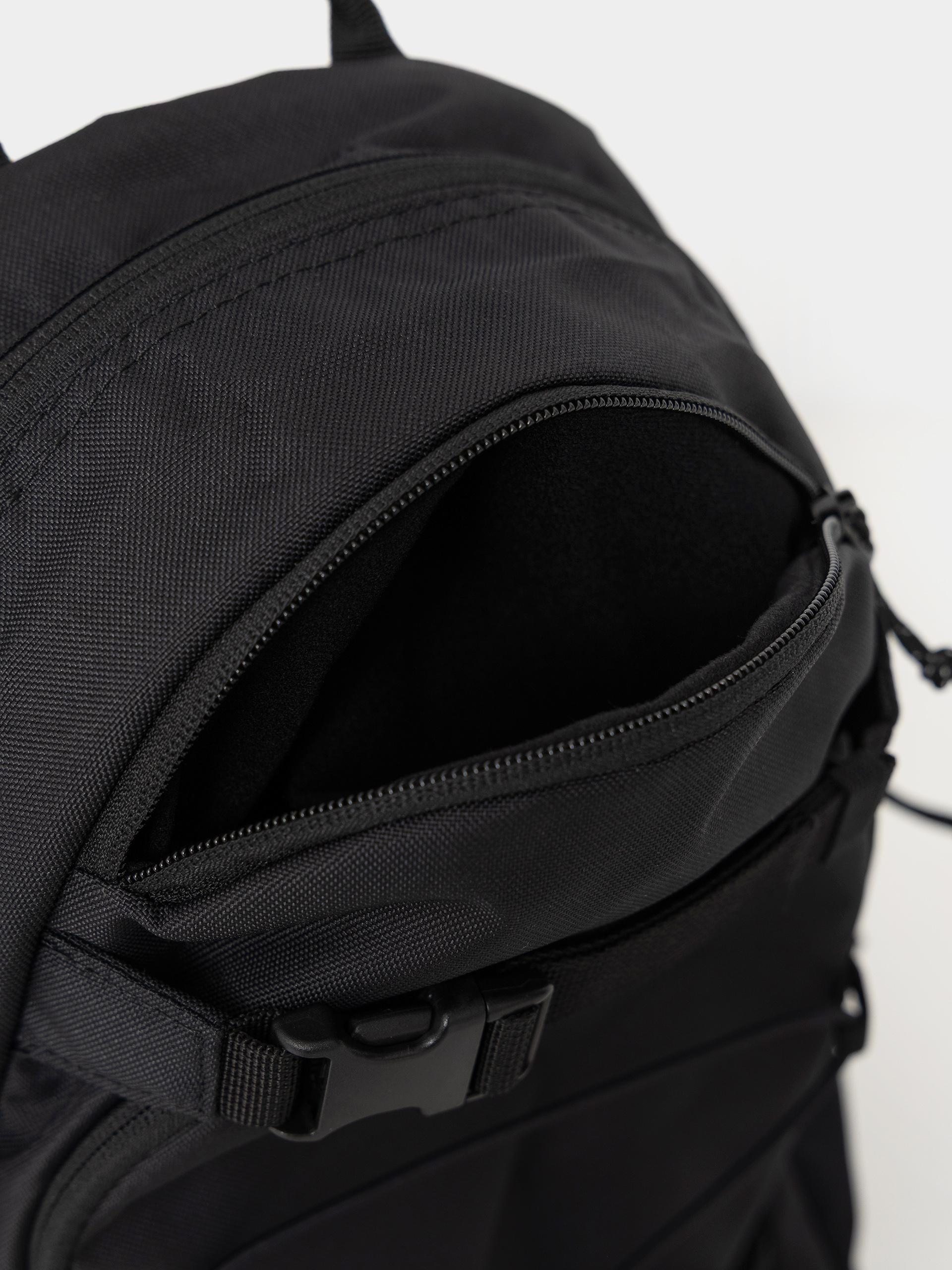 Раница Dakine Grom 2.0 13L (black)