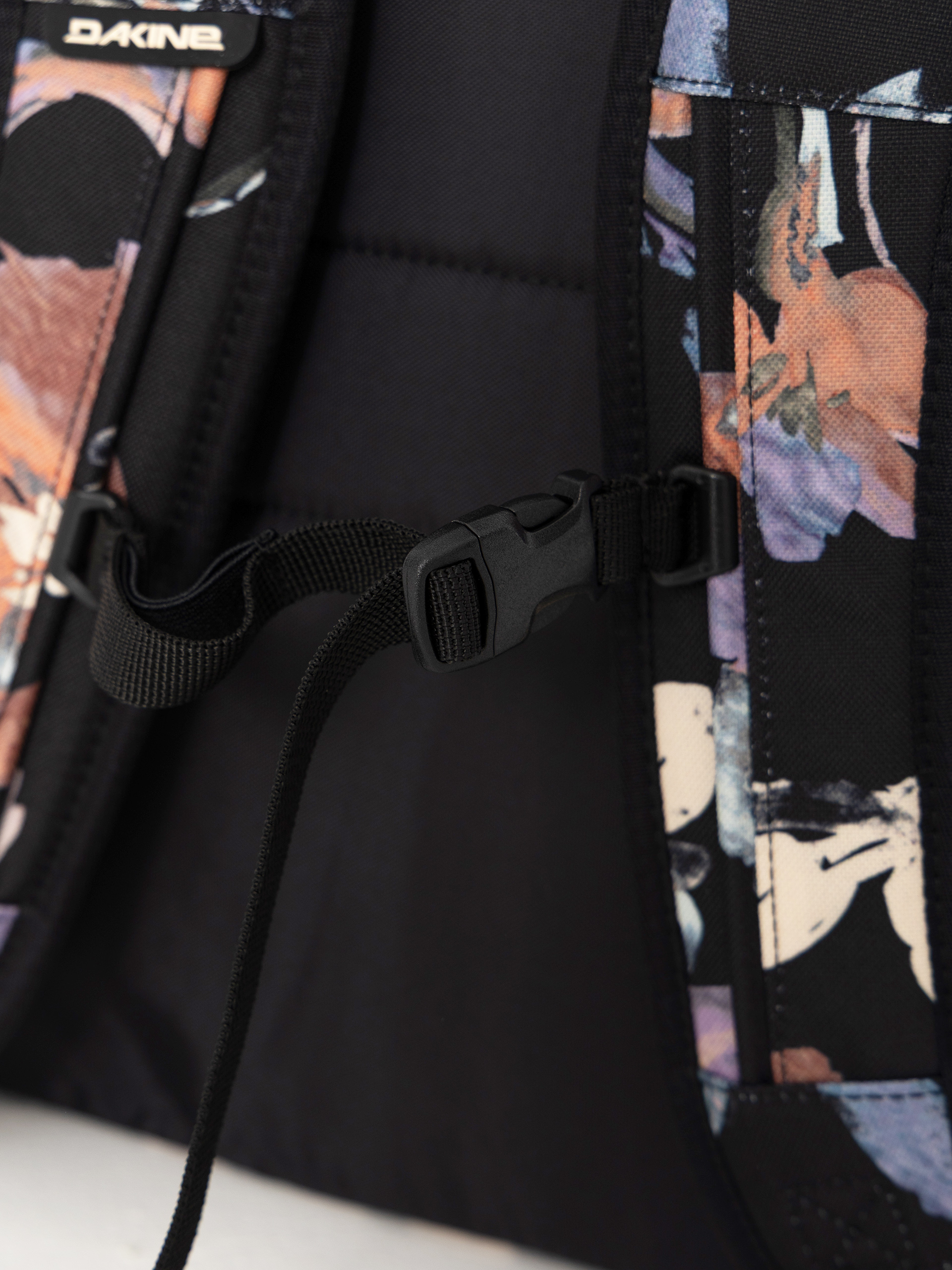 Раница Dakine Campus 25L (dark ephemera)