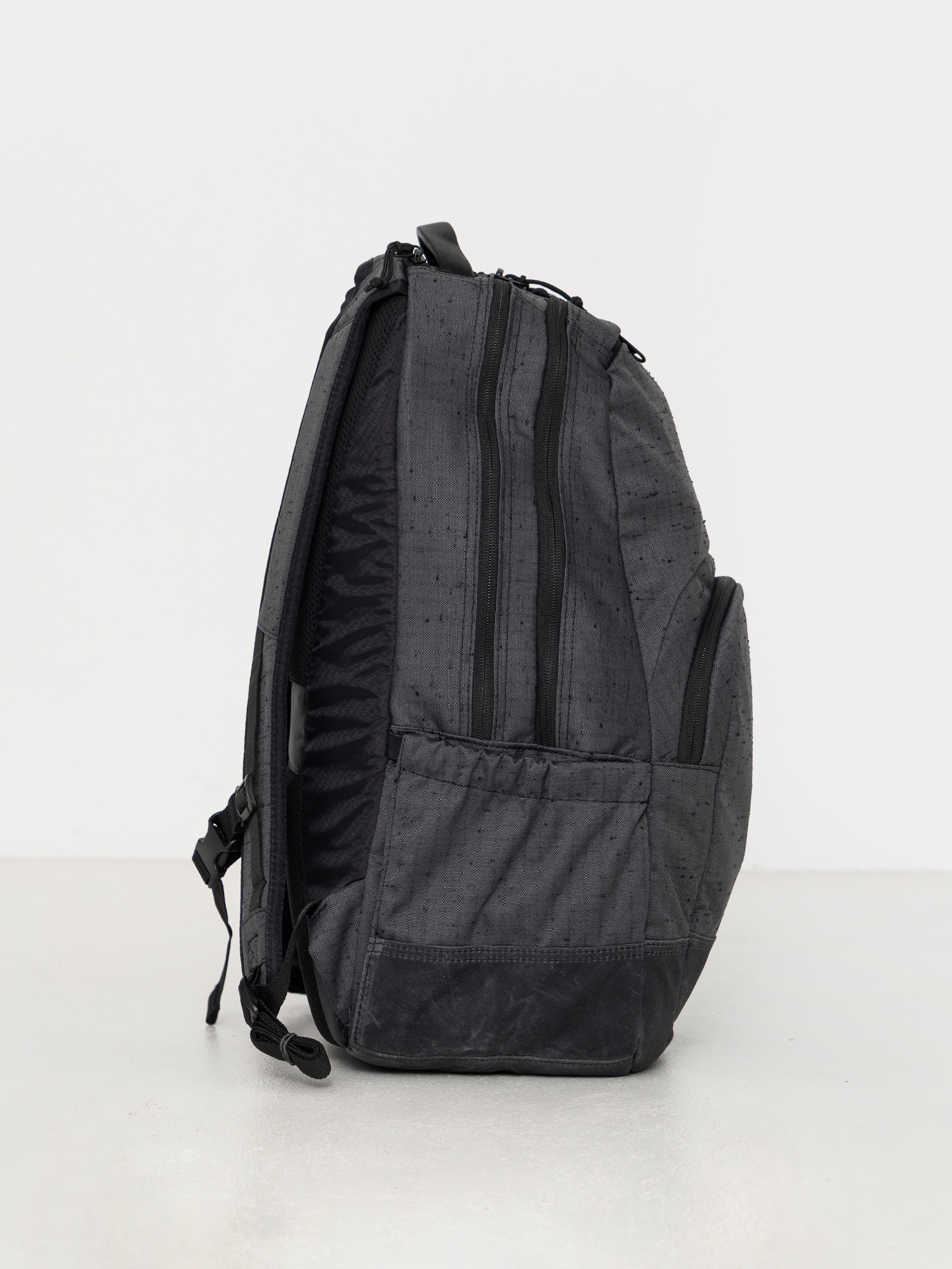 Раница Dakine Campus 20 Year Anniversary 28L (black)
