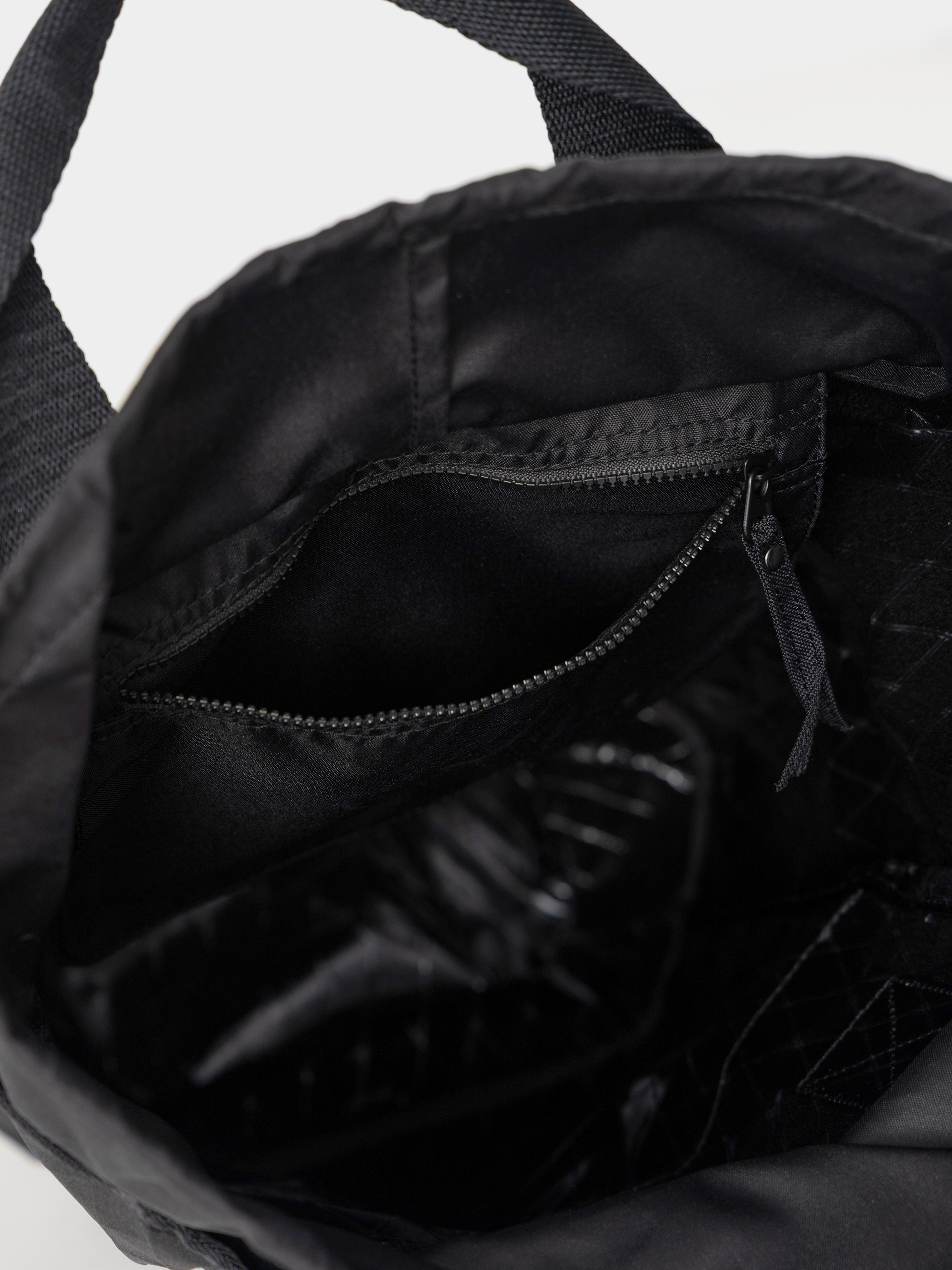 Раница Dakine Renovation Lt 22L (black)