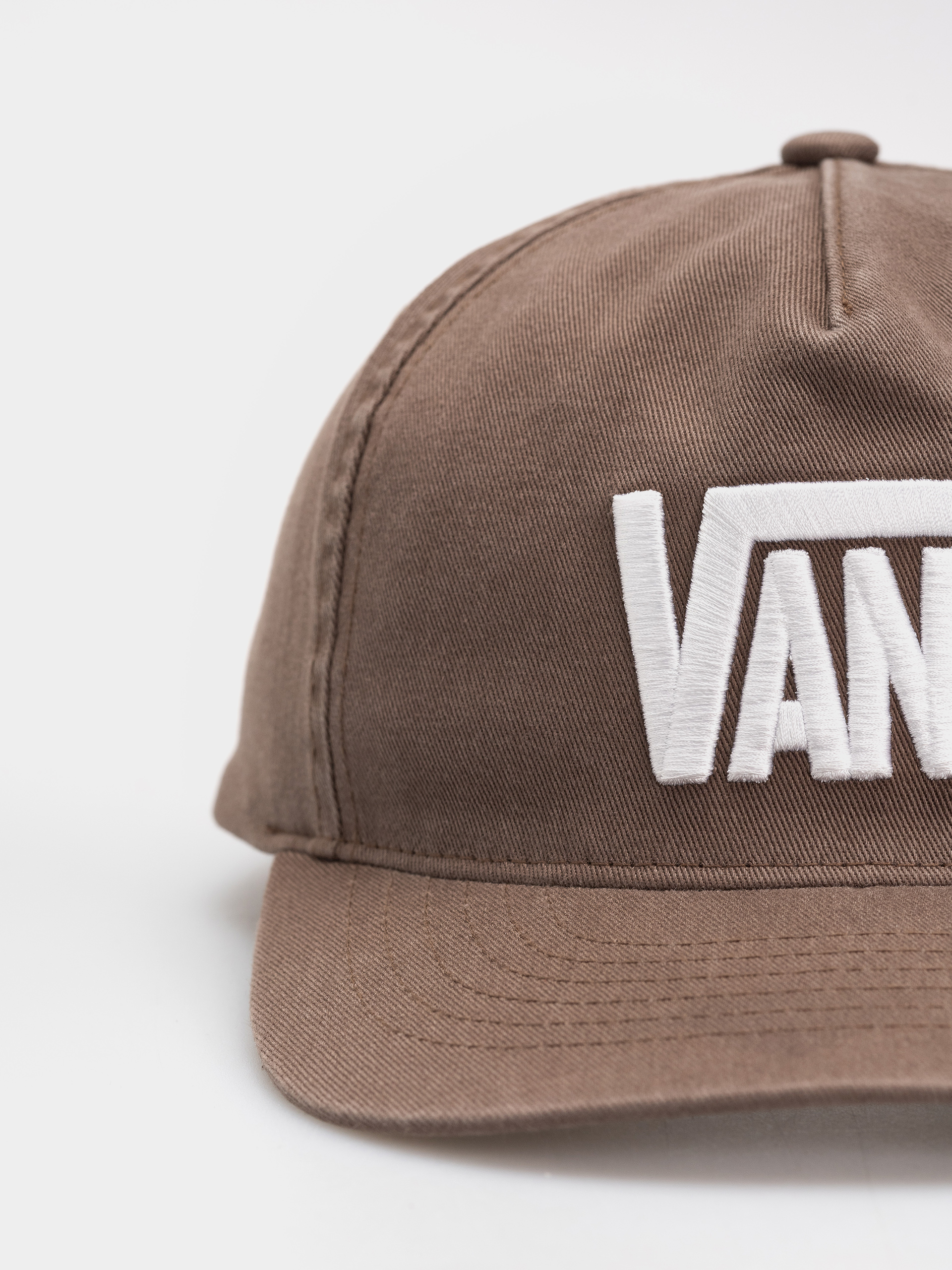 Шапка с козирка Vans Stretch Logo Snapback (vintage cocoa)
