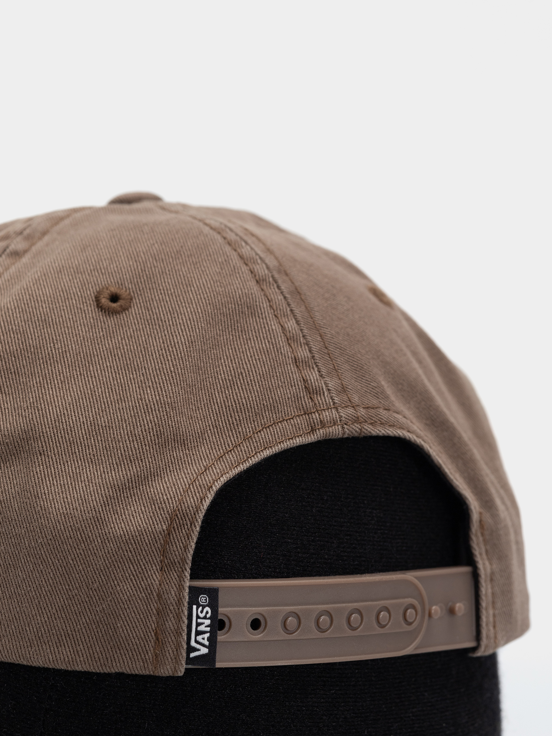 Шапка с козирка Vans Stretch Logo Snapback (vintage cocoa)