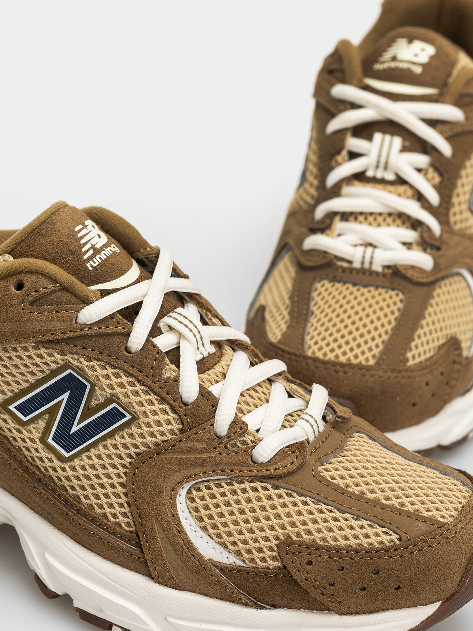 Обувки New Balance 530 (bark/quicksand/nb navy)