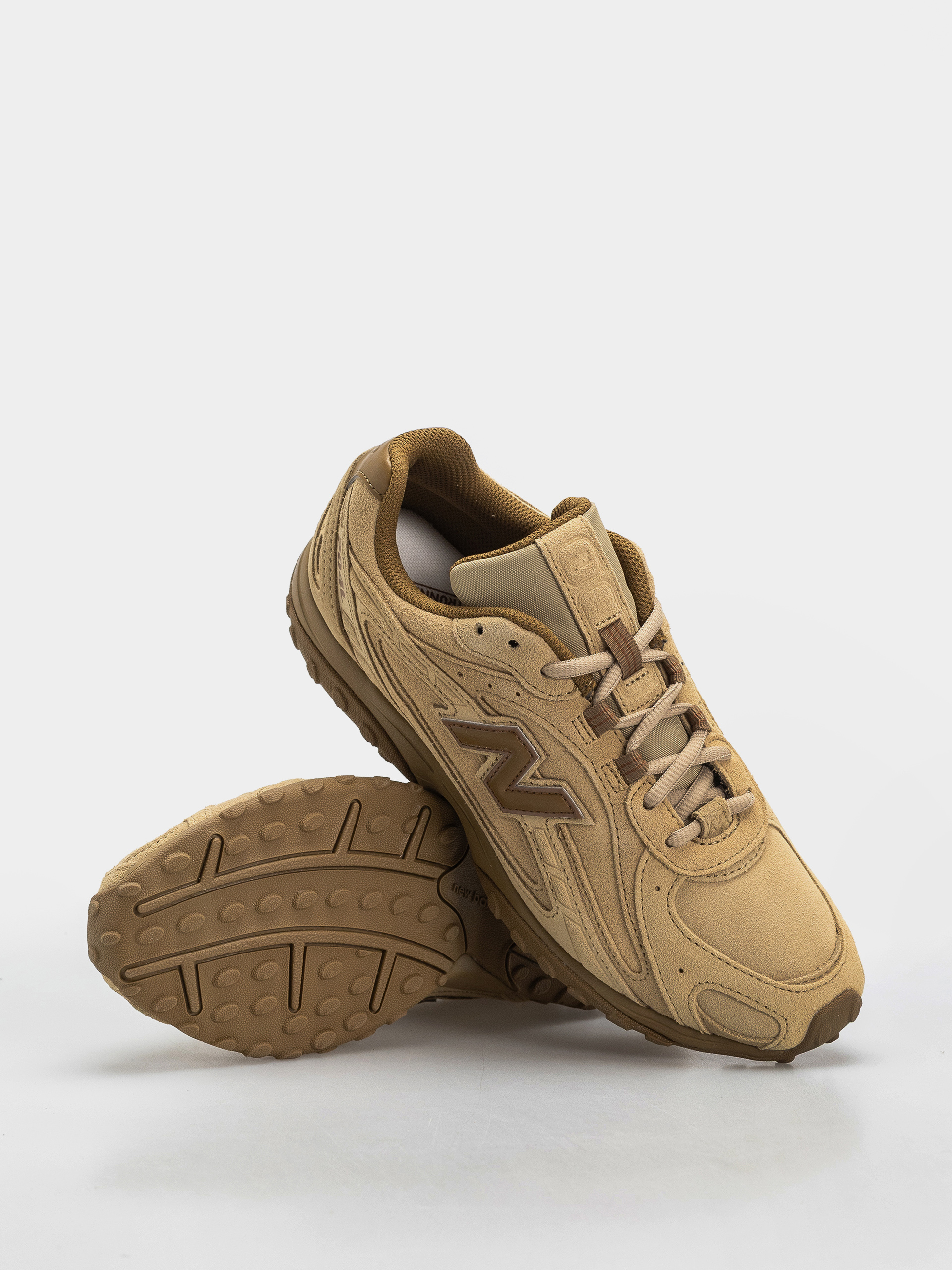 Обувки New Balance 204L (quicksand bark)