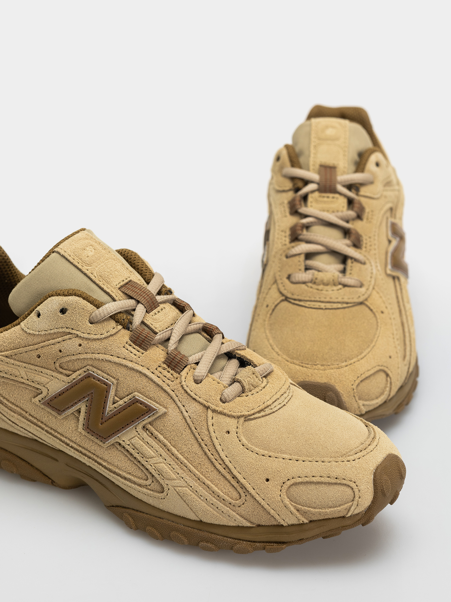 Обувки New Balance 204L (quicksand bark)