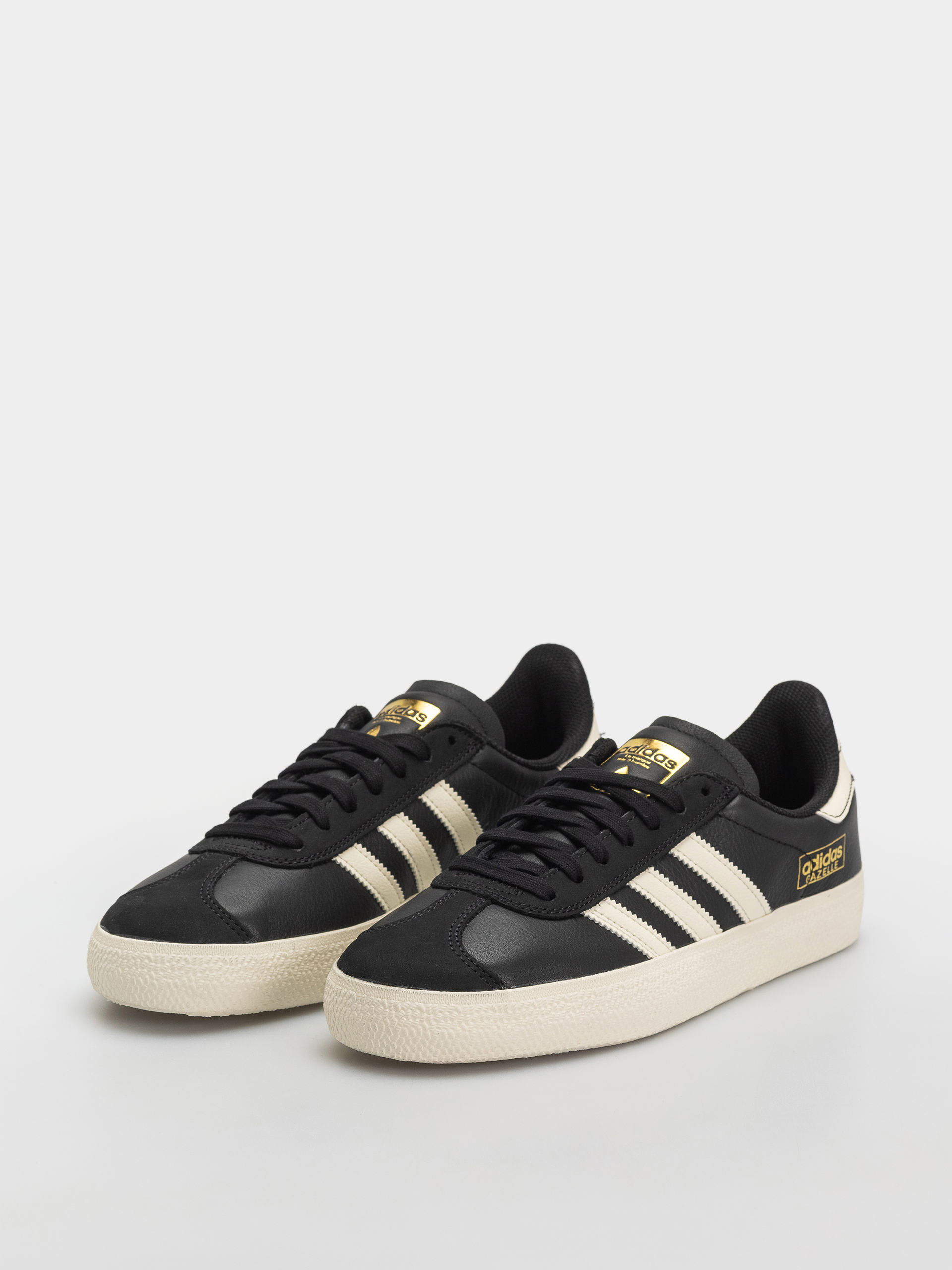 Обувки adidas Gazelle Adv (cblack/crewht/goldmt)