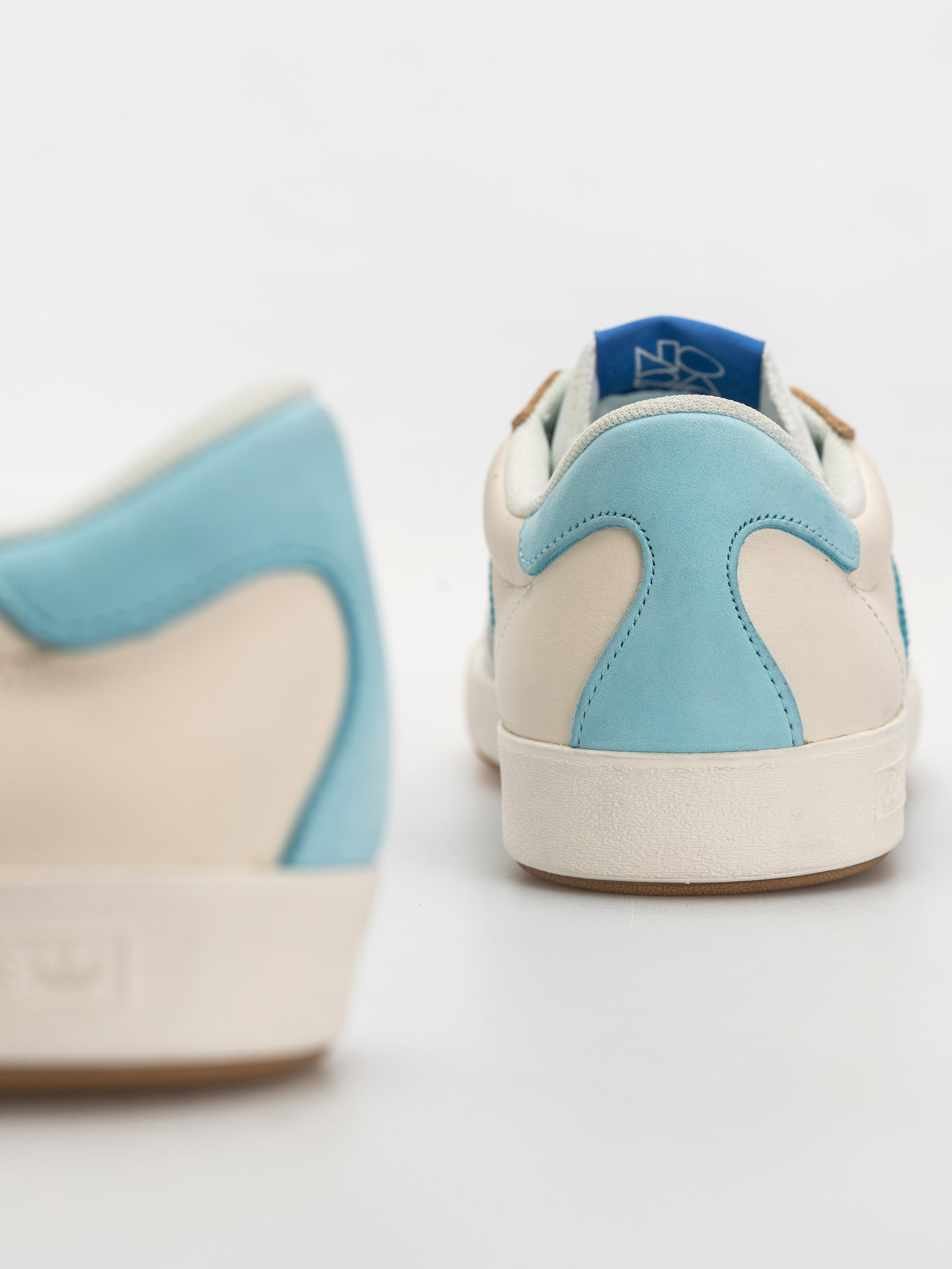 Обувки adidas Nora (cwhite/bliblu/cwhite)