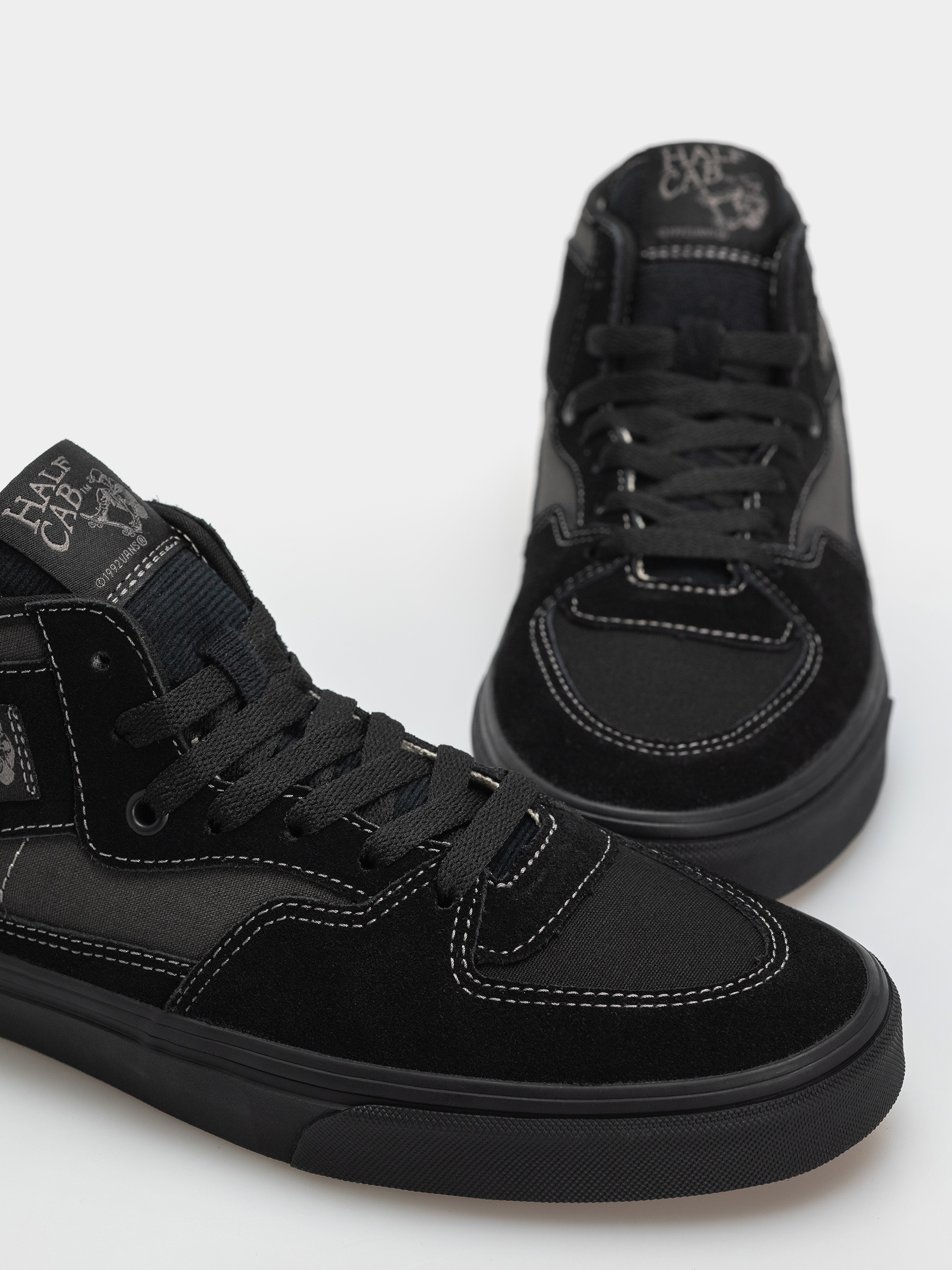 Обувки Vans Half Cab Decon (black/black)