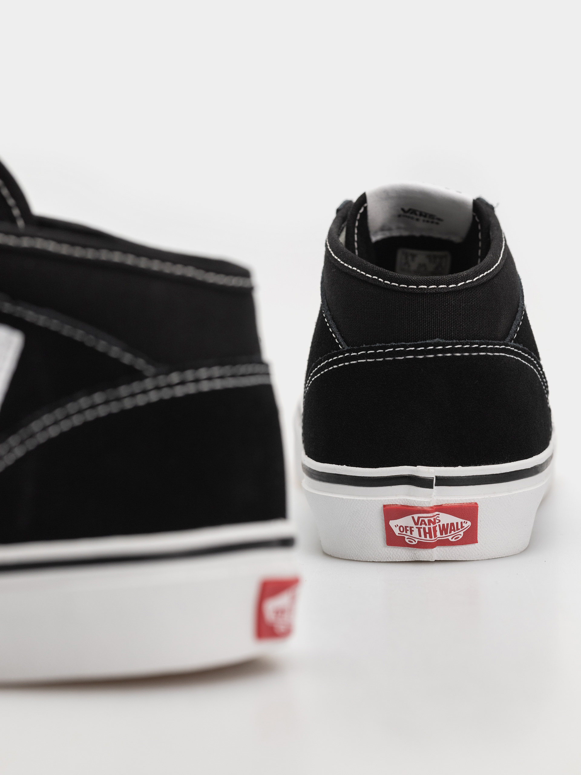 Обувки Vans Half Cab Decon (black/true white)
