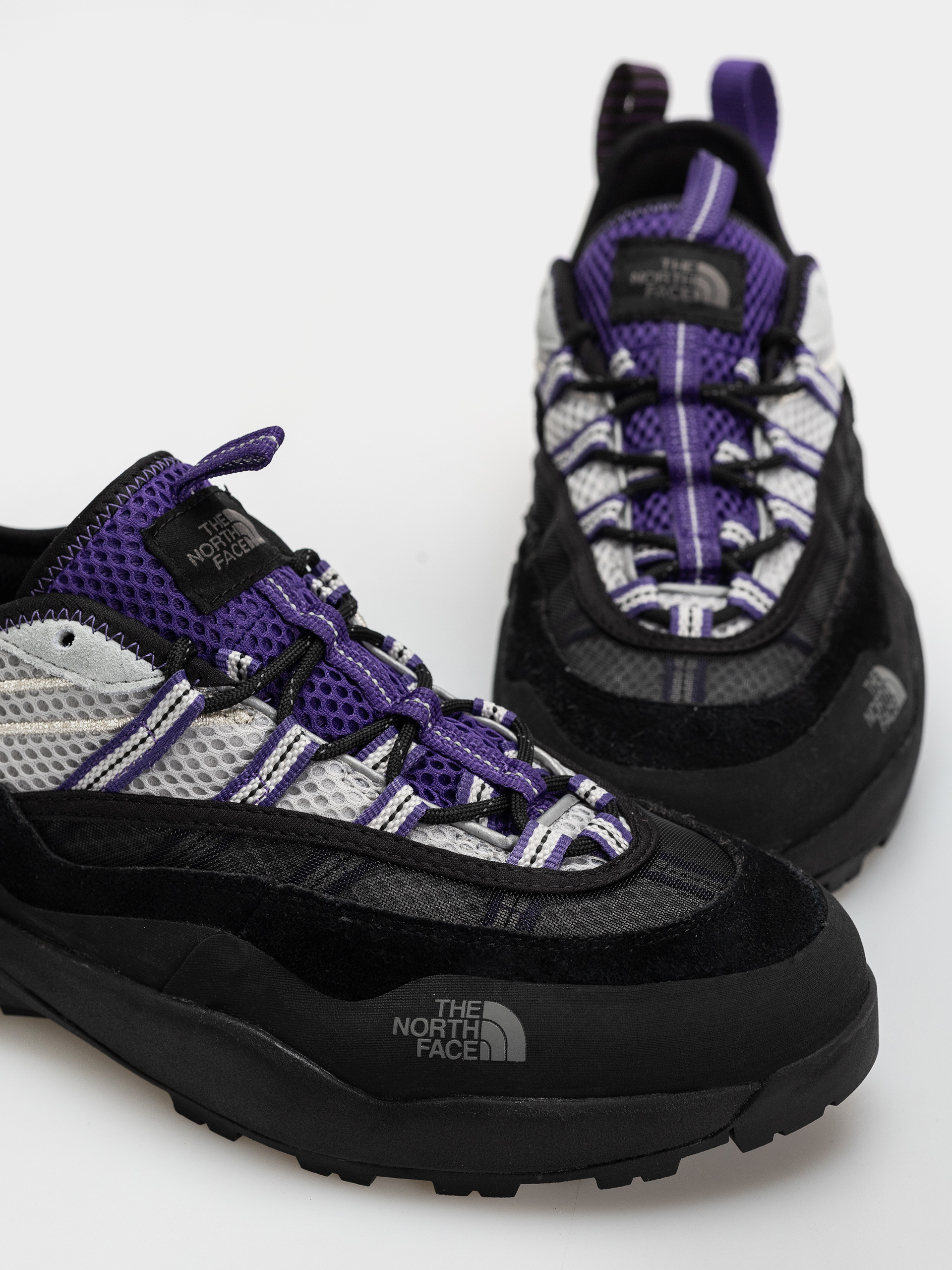 Обувки The North Face Clyffe Ultra (cumulus cloud/peak purp)