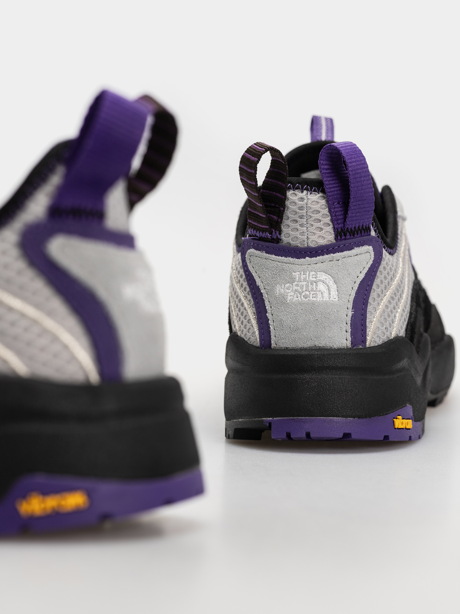 Обувки The North Face Clyffe Ultra (cumulus cloud/peak purp)