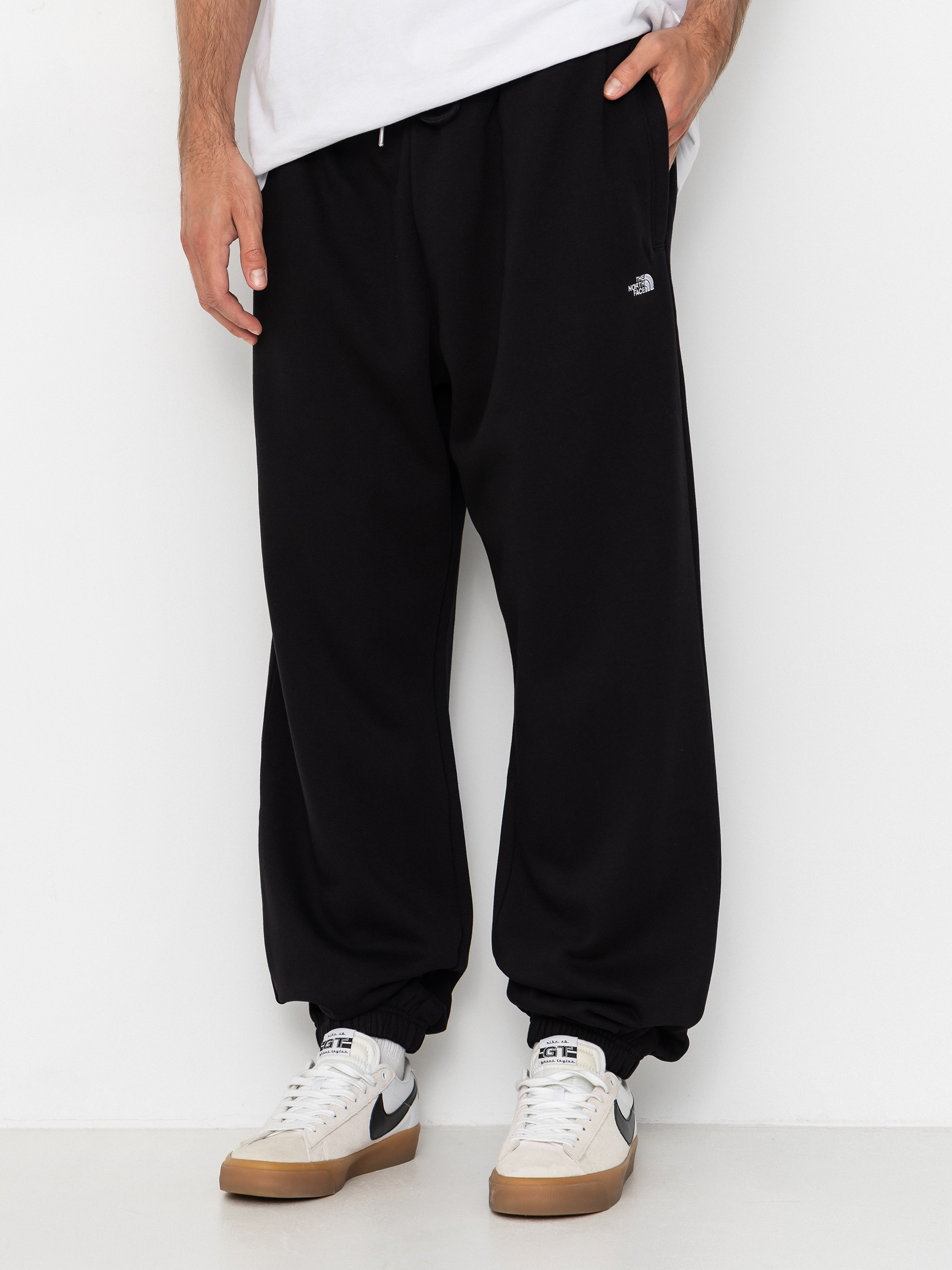 Панталони The North Face Essential Simple Dome Relaxed (tnf black)
