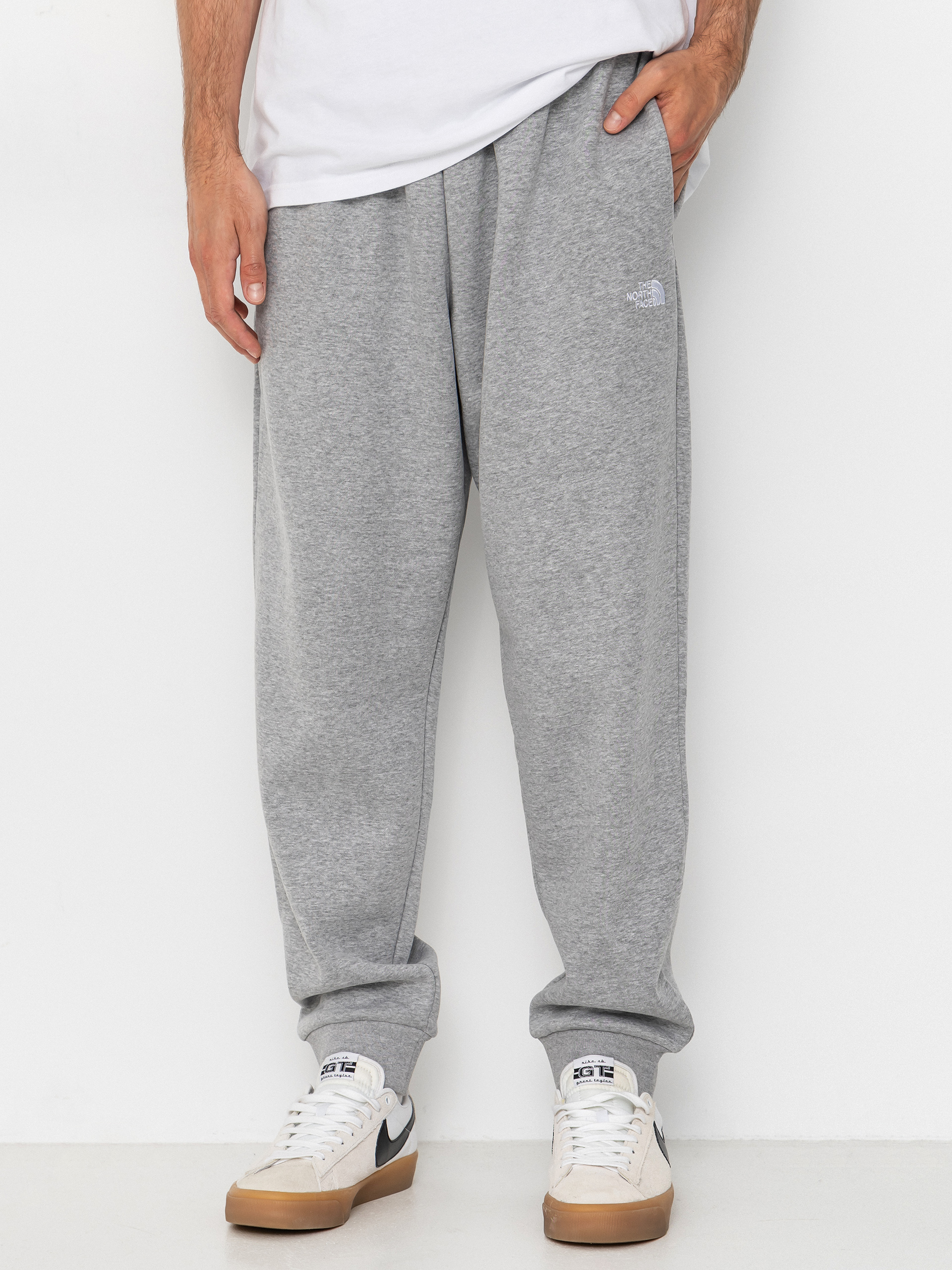 Панталони The North Face Evolution Simple Dome Regular Jogger (tnf pale grey heather)