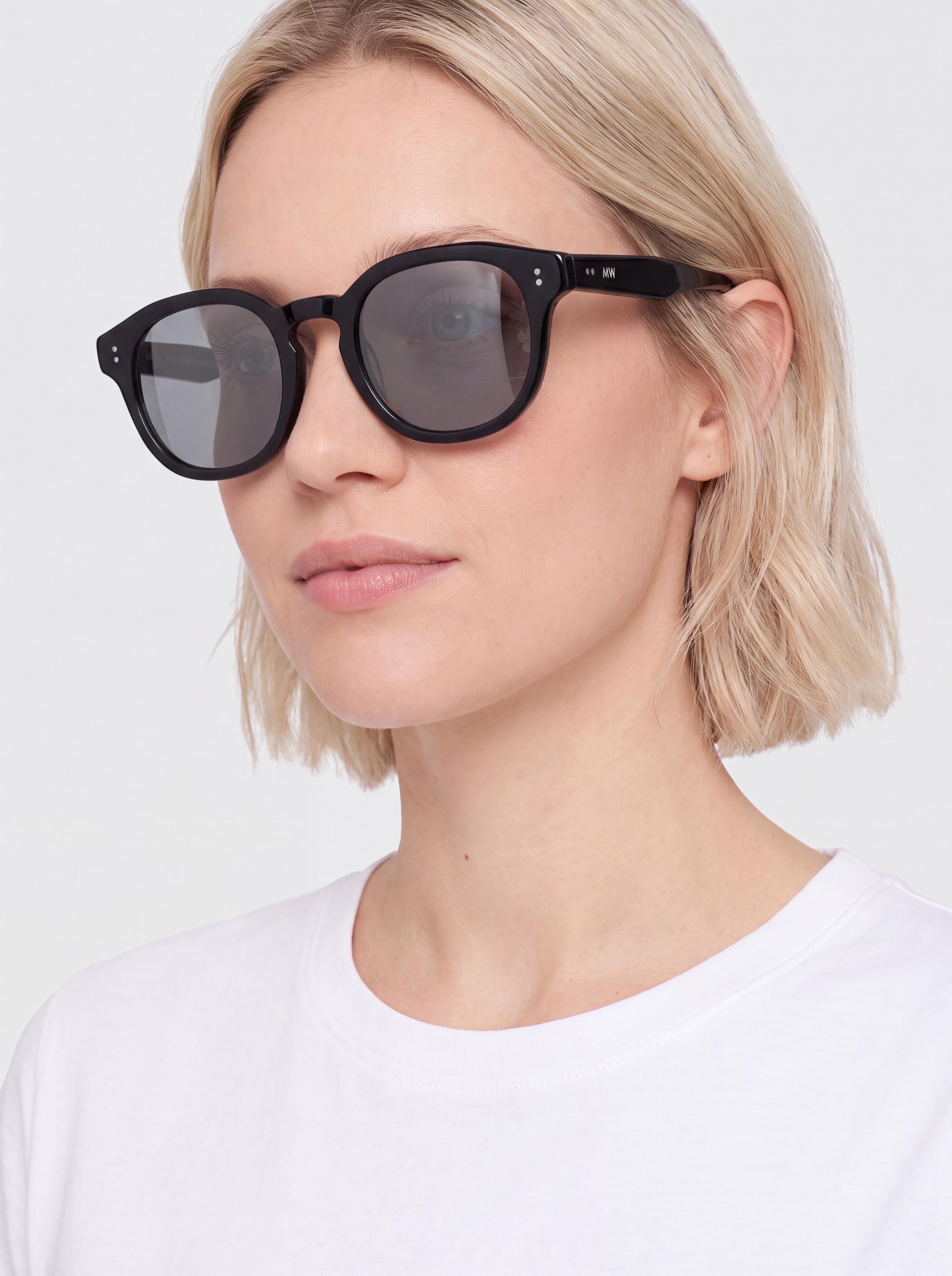 Слънчеви очила MessyWeekend Bille (black/grey)
