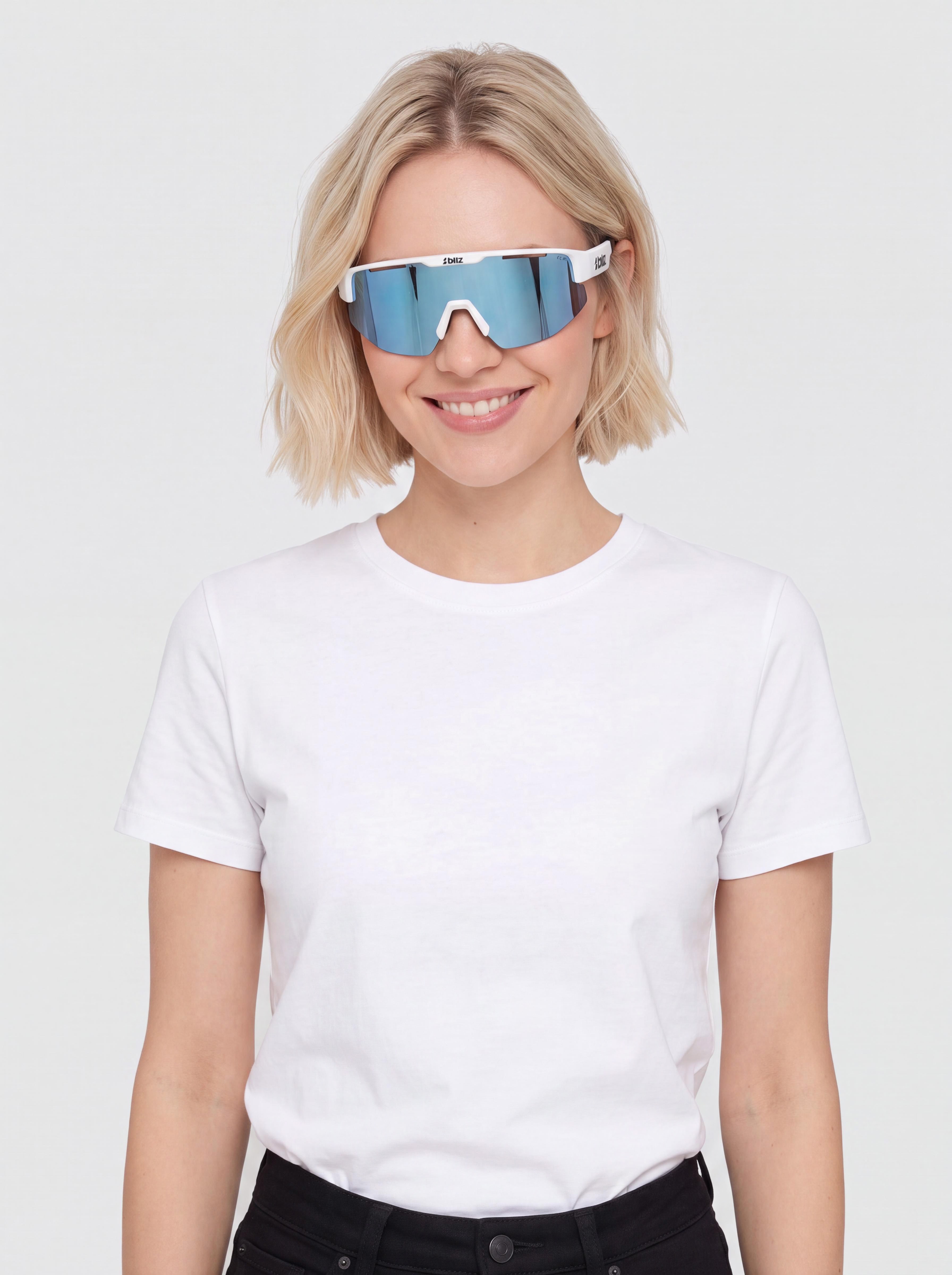 Слънчеви очила Bliz Matrix Small (matt white/smoke w blue multi)