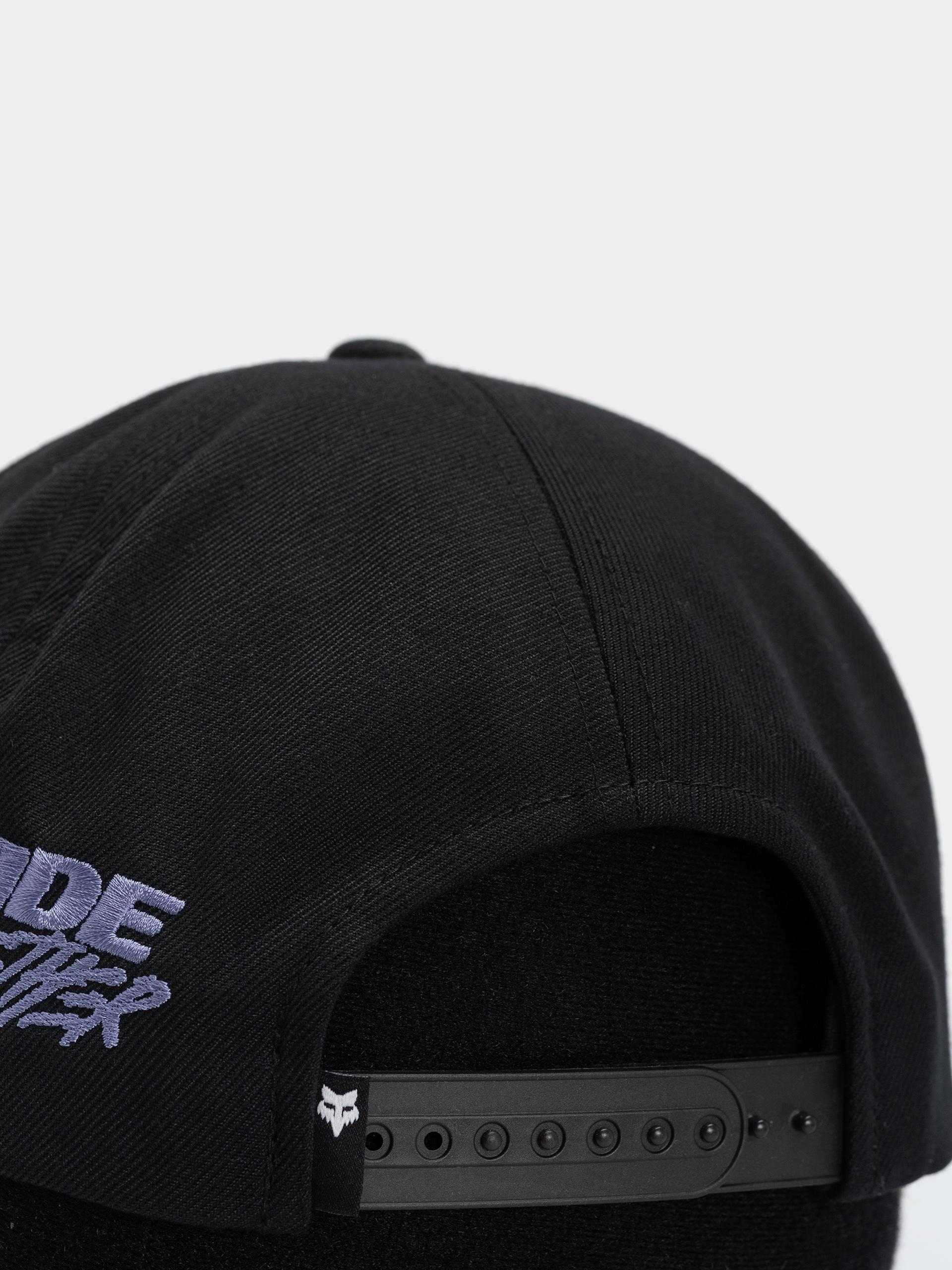 Шапка с козирка Fox Pro Circuit Snapback (black)