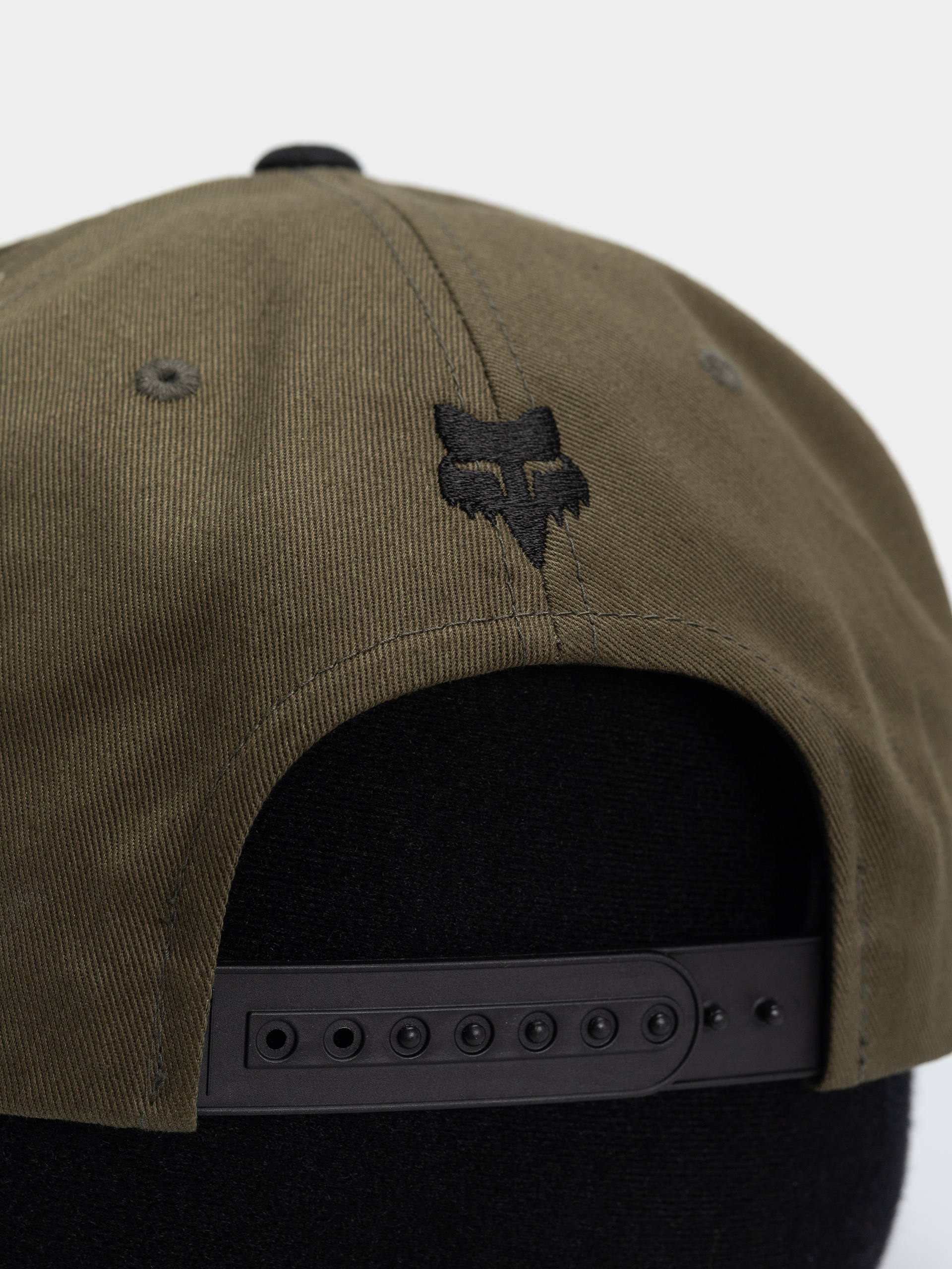 Шапка с козирка Fox Warped Snapback (olive green)