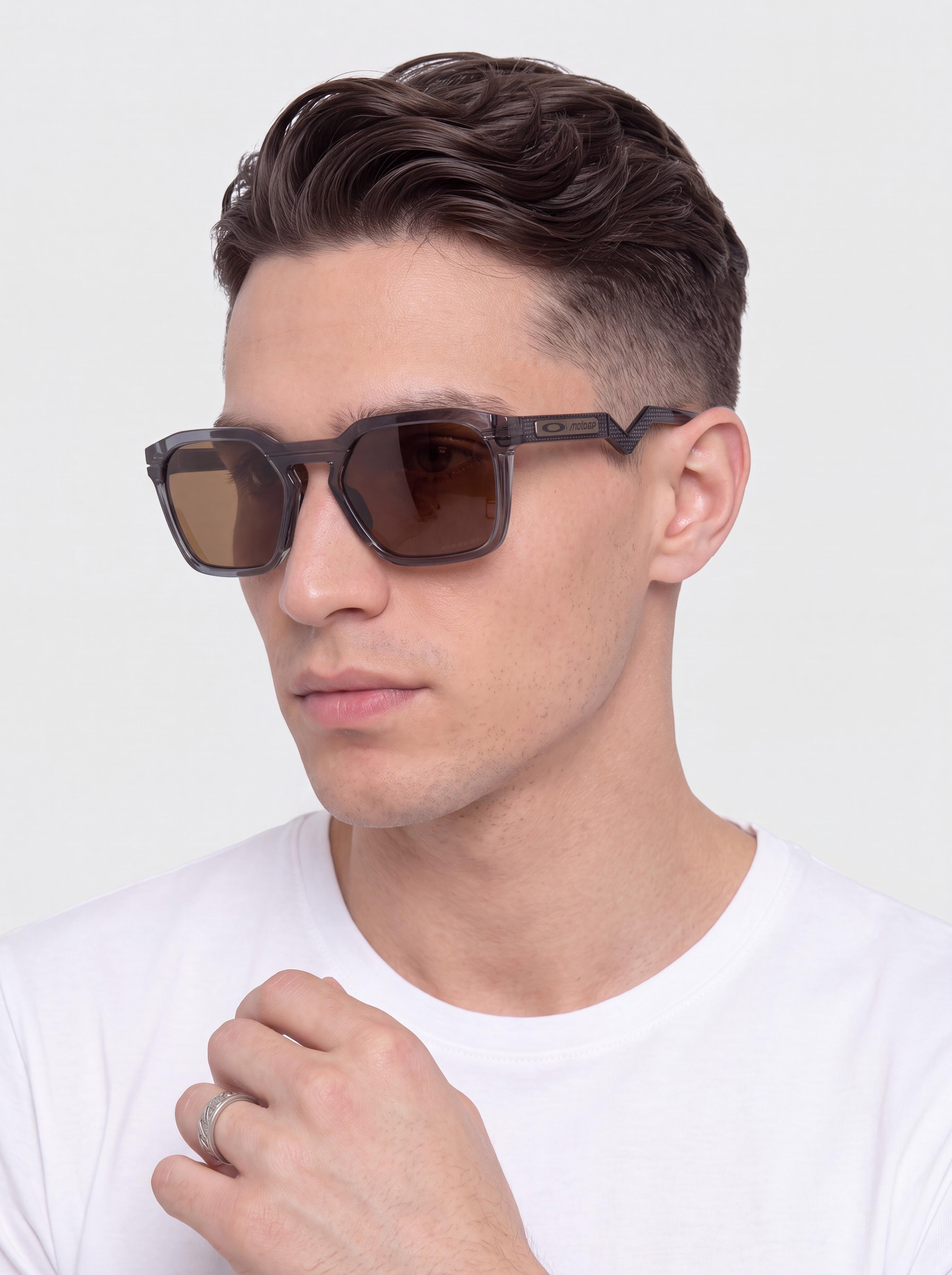 u0421u043bu044au043du0447u0435u0432u0438 u043eu0447u0438u043bu0430 Oakley Hstn Sq (grey smoke/prizm bronze)